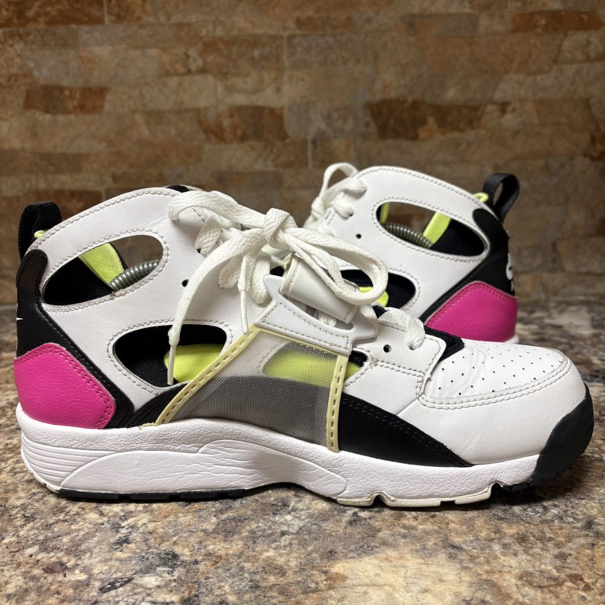 Nike Nike Air Trainer Huarache Fuchsia Volt 679083-109 Size 9 Size US 9 / EU 42 - 6 Thumbnail