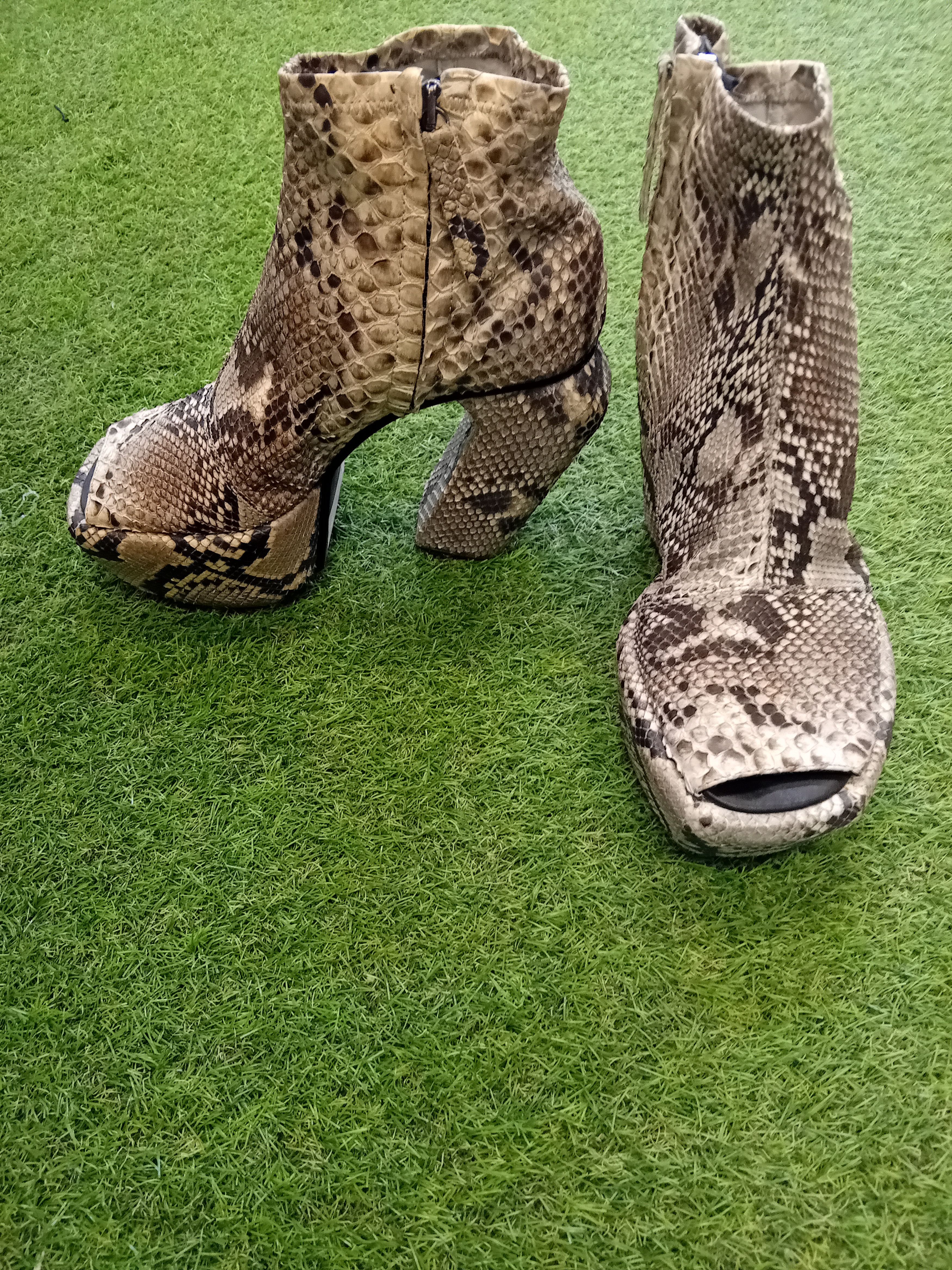 Cinzia Araia Cinzia Araia Designer Heels – Python Leather, Italy Size US 8 / IT 38 - 2 Thumbnail