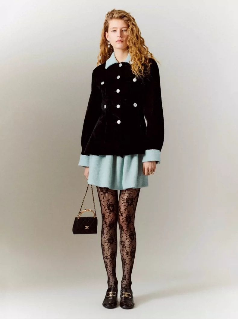 Chanel Chanel 22B blue and black color block four-pocket velvet ja Size XS / US 0-2 / IT 36-38 - 8 Thumbnail