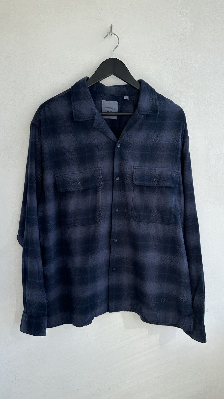 JW Anderson × Uniqlo JW Anderson X Uniqlo Blue Flannel Men Shirt Size M-L Size US M / EU 48-50 / 2 - 1 Thumbnail