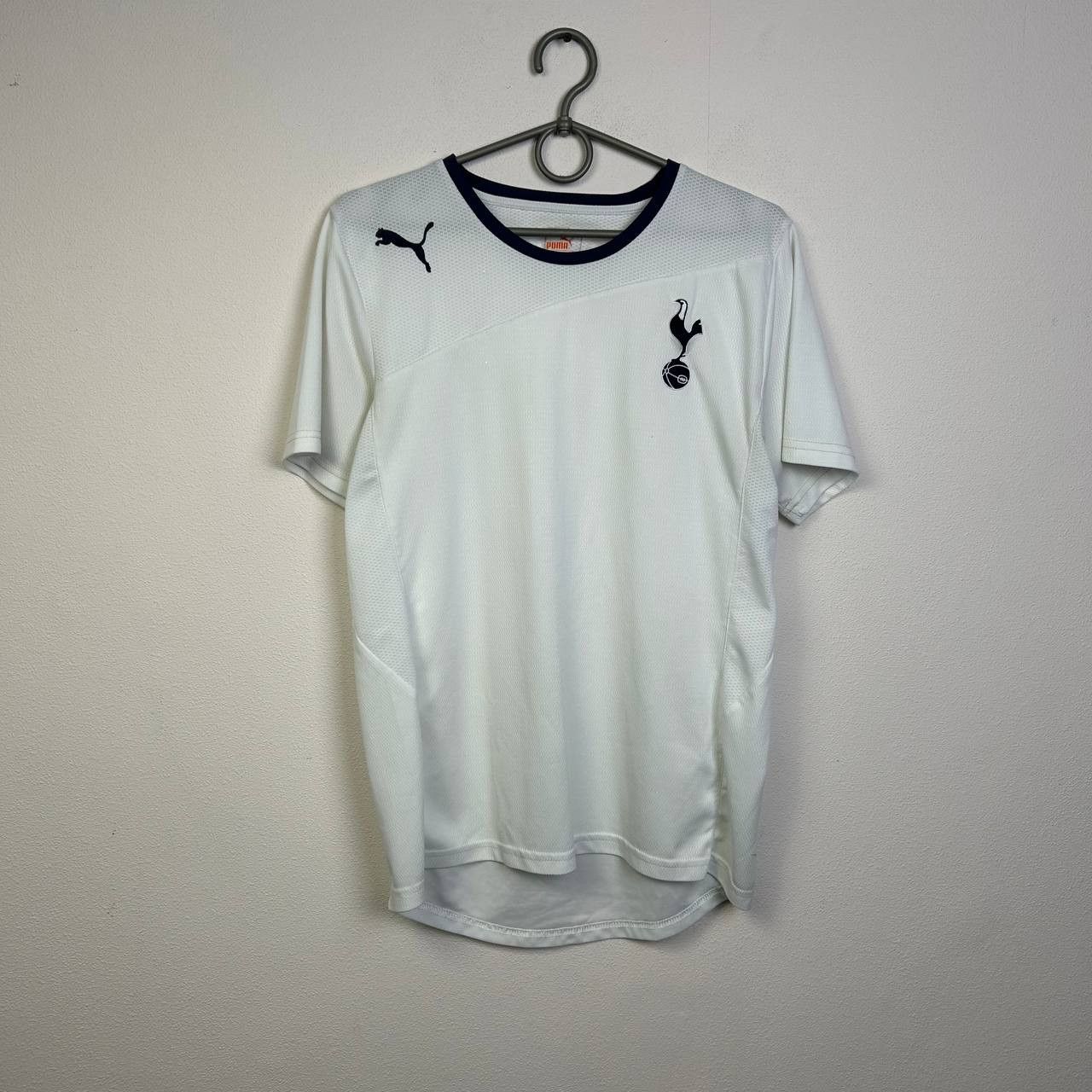 Puma Vintage Puma Tottenhamp Training 2000s white soccer jersey Size US M / EU 48-50 / 2 - 1 Thumbnail