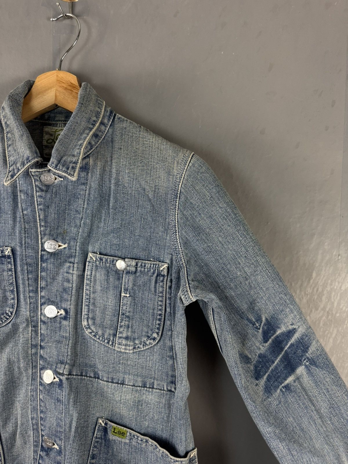 Lee VINTAGE LEE WASHED BLUE DISTRESSED DENIM JACKET Size S / US 4 / IT 40 - 3 Thumbnail