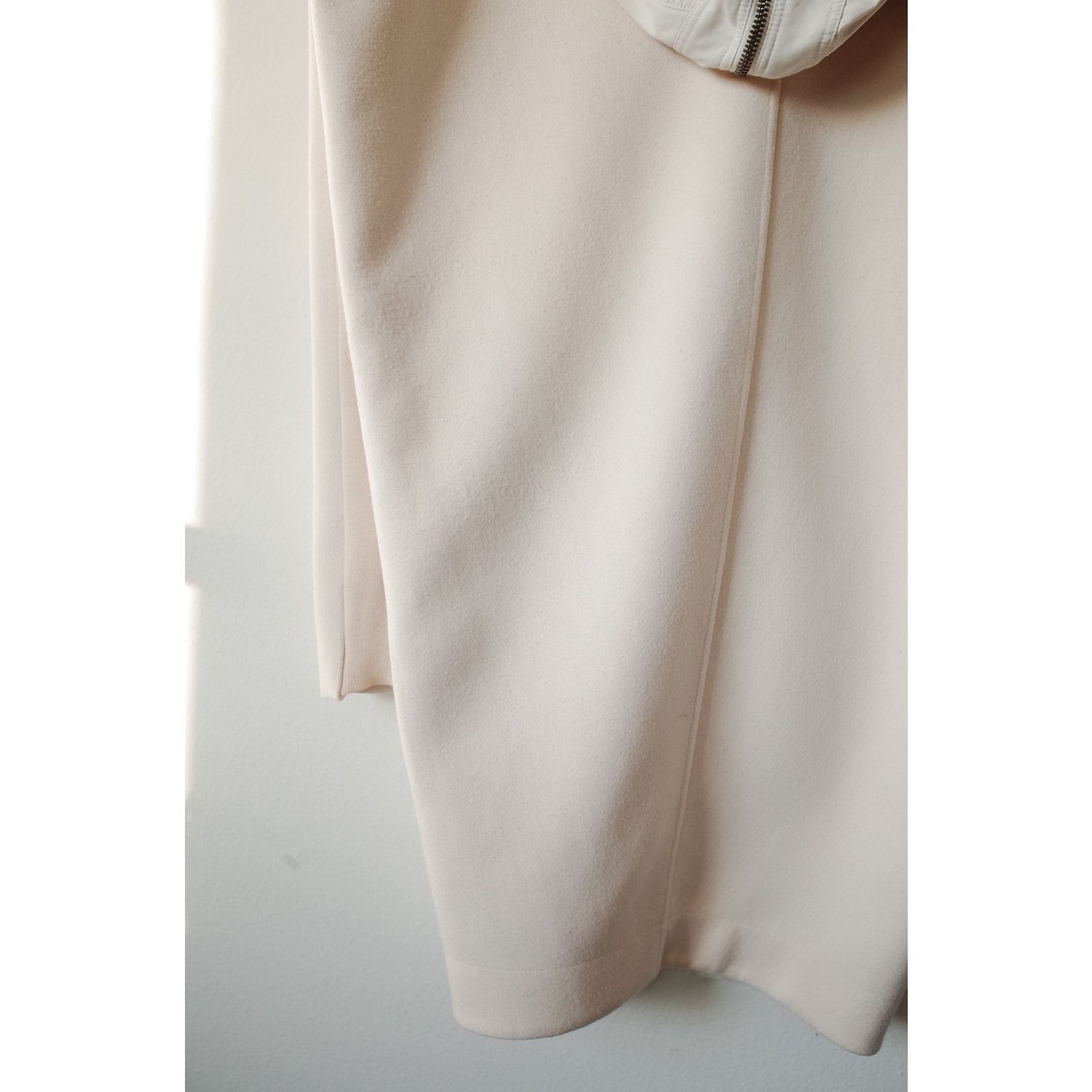 Rick Owens Rick Owens Cocoon Virgin Wool & Silk Coat in Milk US 6 IT 40 Size M / US 6-8 / IT 42-44 - 13 Thumbnail