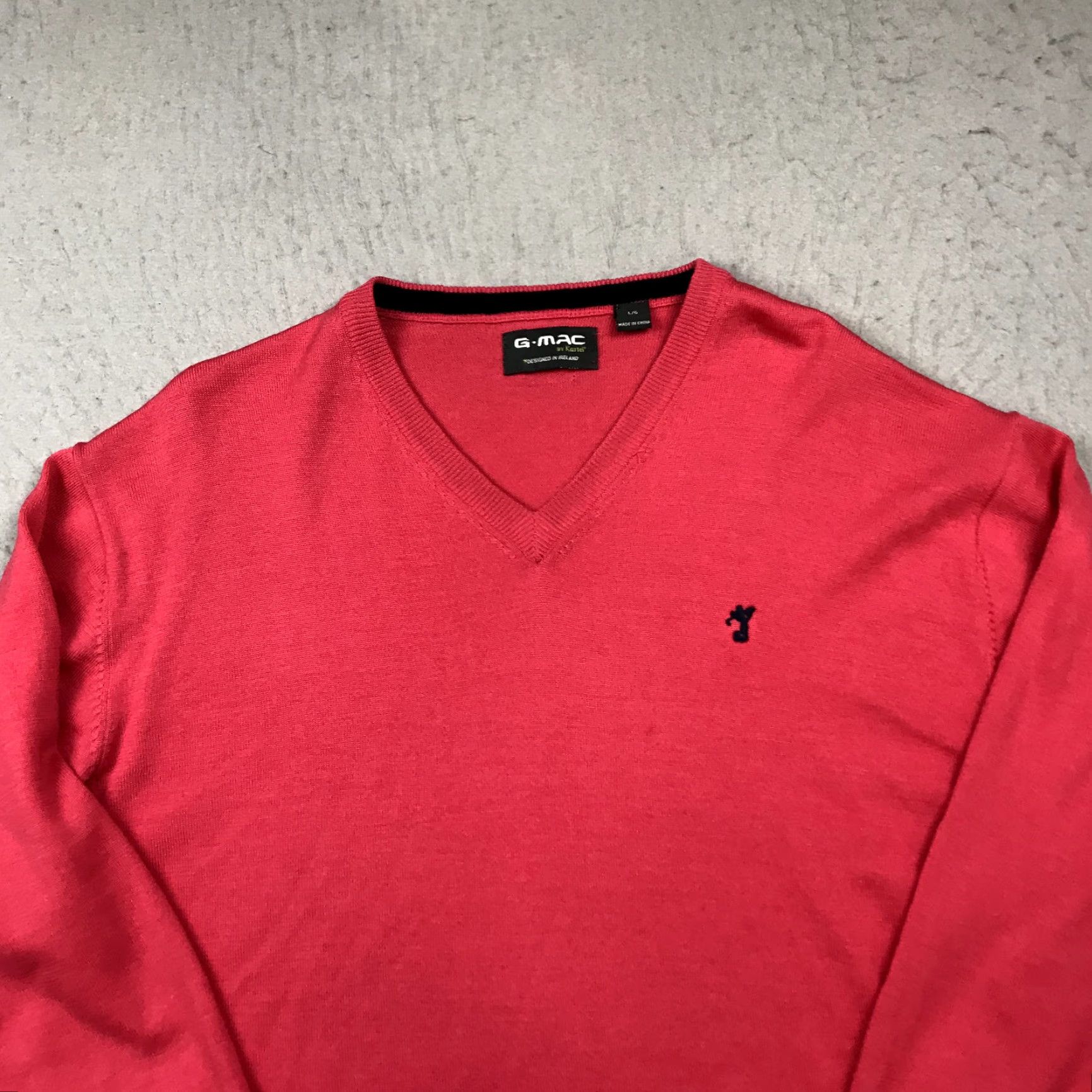 Vintage Disney Golf Sweater Mens Large Pink V Neck Pullover Wool Knit G mac Kartel Size US L / EU 52-54 / 3 - 2 Thumbnail