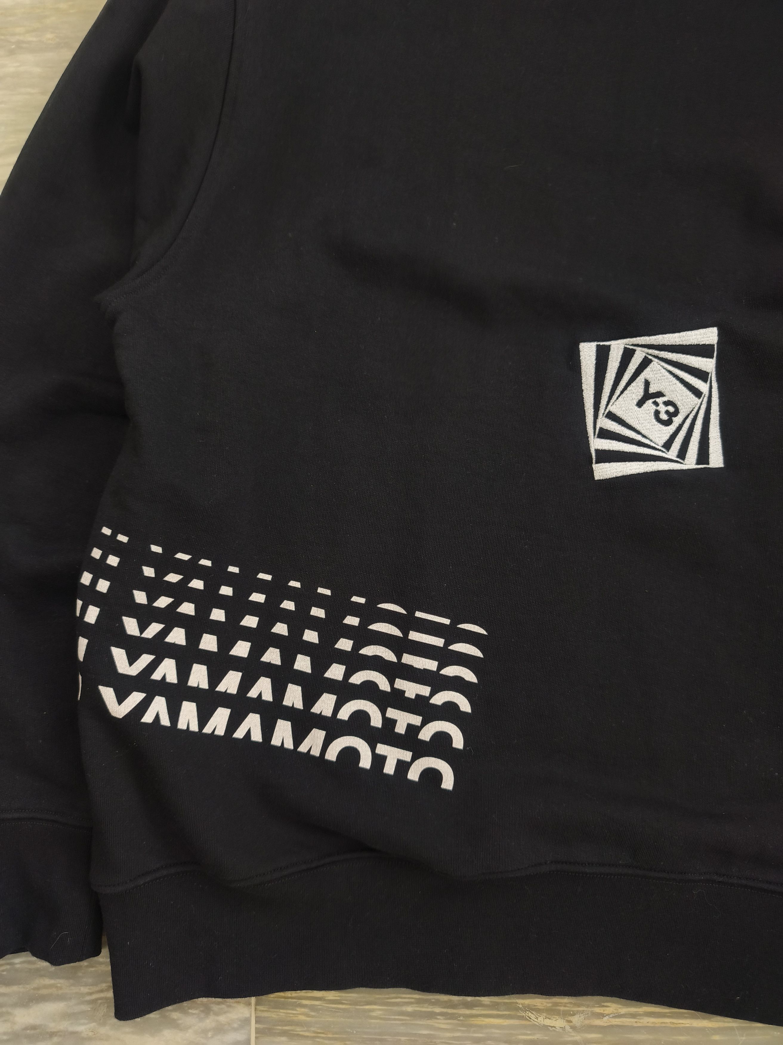 Y-3 Yohji Yamamoto Y-3 OPTIMISTIC ILLUSIONS SWEATSHIRT Size US M / EU 48-50 / 2 - 6 Thumbnail