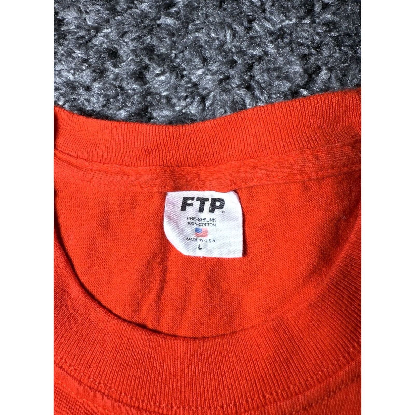 Vintage FTP Mens Large Tee Shirt Woman Graffiti Rare 2020 Red Size US L / EU 52-54 / 3 - 3 Thumbnail