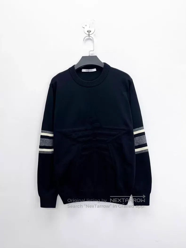 Givenchy Givenchy Classic embossed star large logo striped knit swe Size US S / EU 44-46 / 1 - 1 Thumbnail