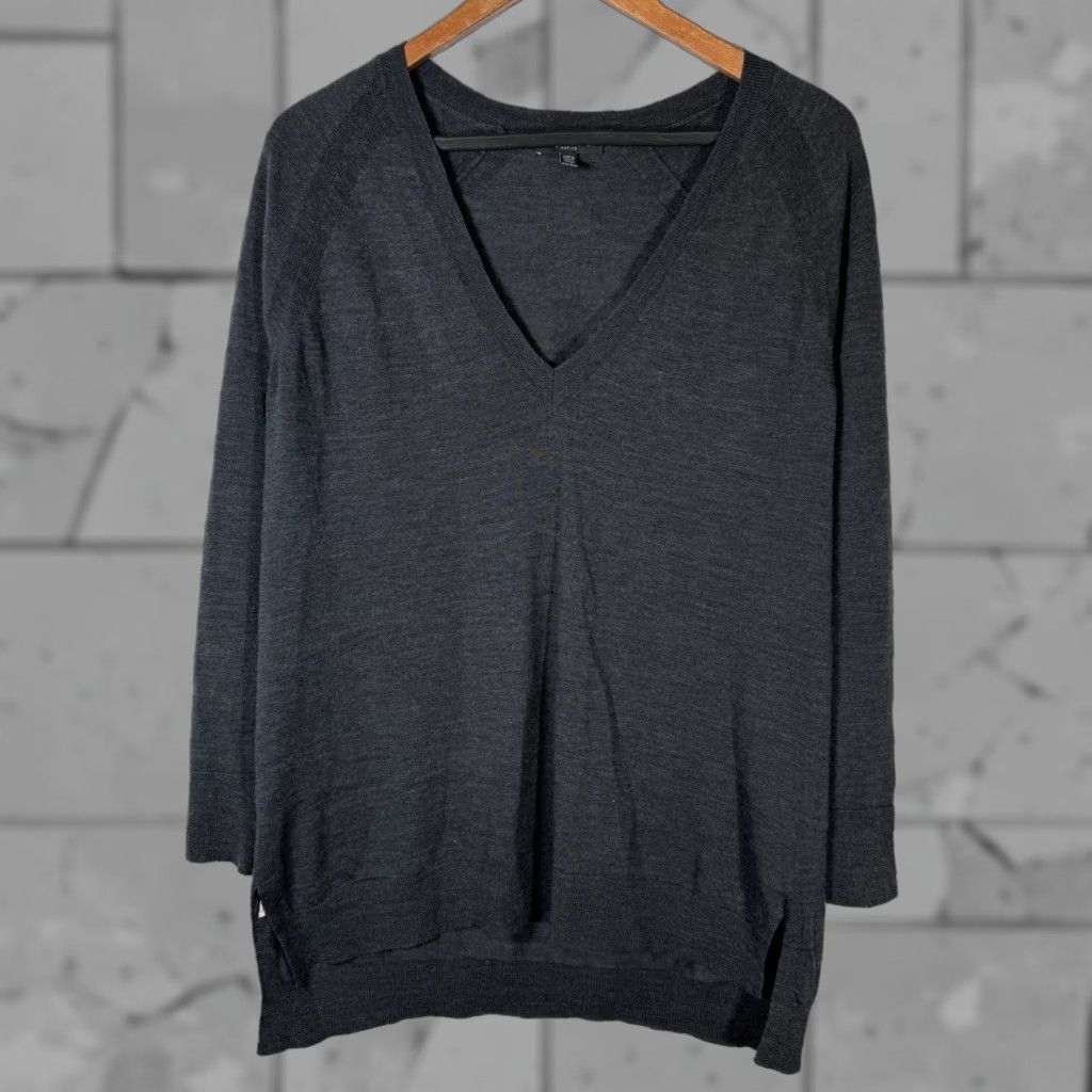 Eileen Fisher VINTAGE Eileen Fisher Women's Sweater Pullover 100% Merino Wool Petite Medium Gray Size M / US 6-8 / IT 42-44 - 1 Thumbnail