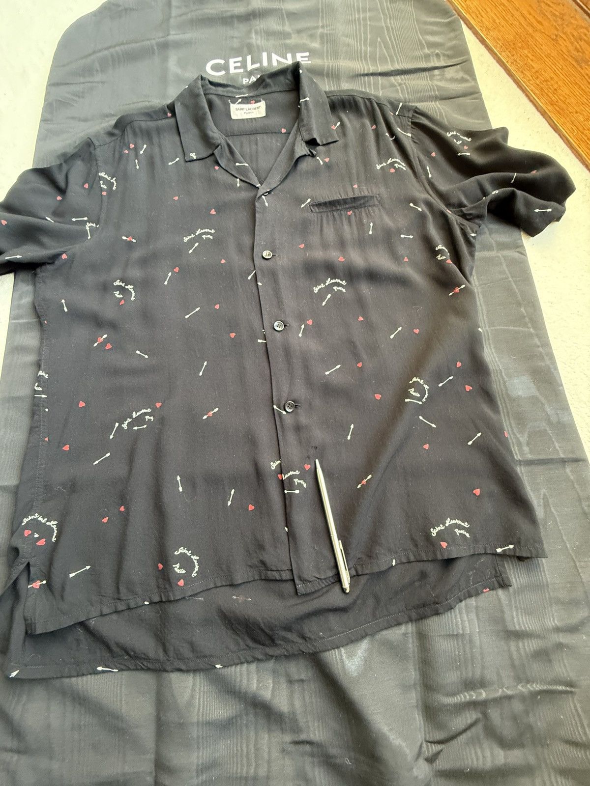 Saint Laurent Paris SS22 Saint Laurent short sleeve shirt heart arrow logo 41 Size US L / EU 52-54 / 3 - 21 Thumbnail