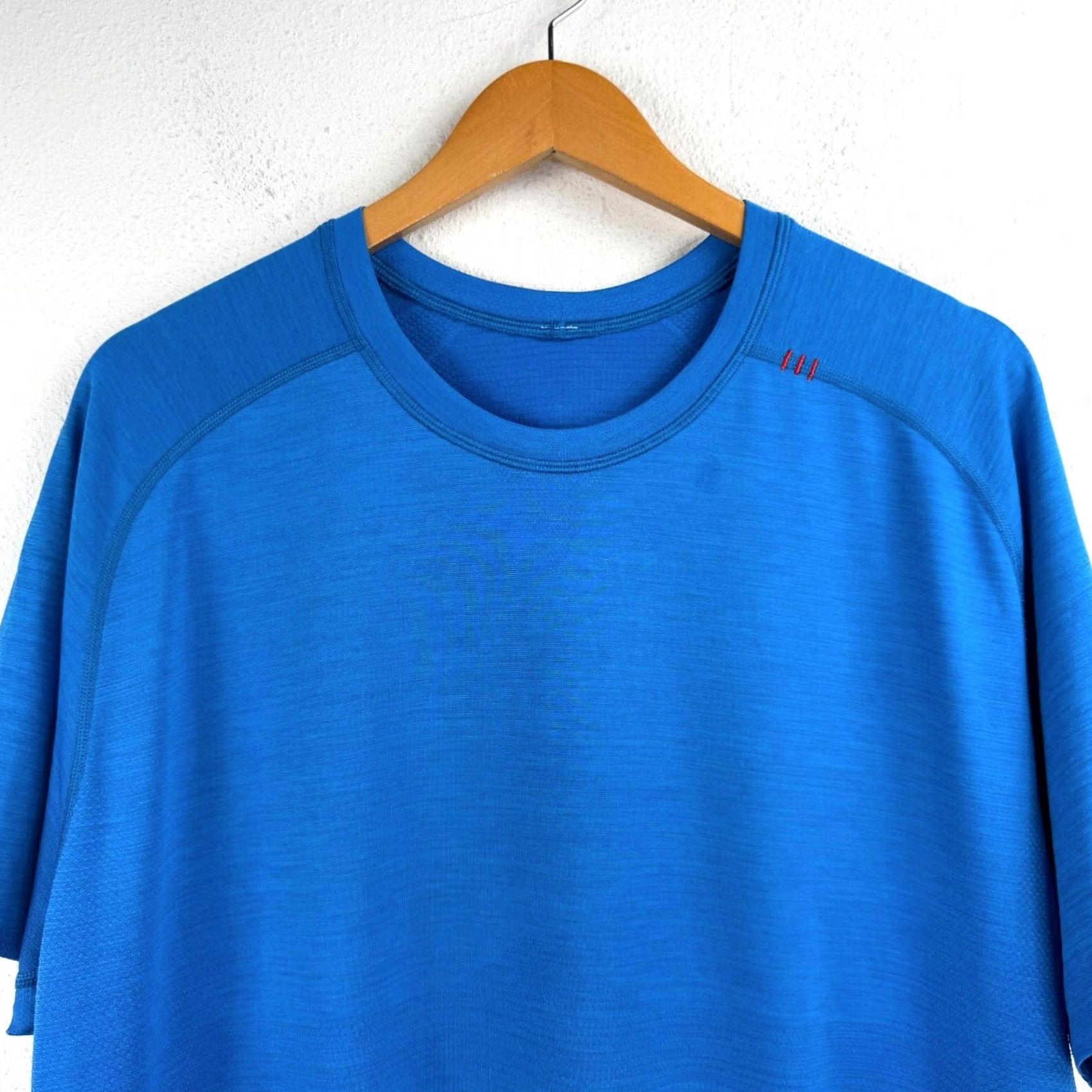 Lululemon Lululemon Shirt Men’s 2XL Blue Short Sleeve Regular Solid Logo Breathable Stretch Athletic Gym Jogging Weights Lululemon Stretch Your Head Size US XXL / EU 58 / 5 - 2 Thumbnail