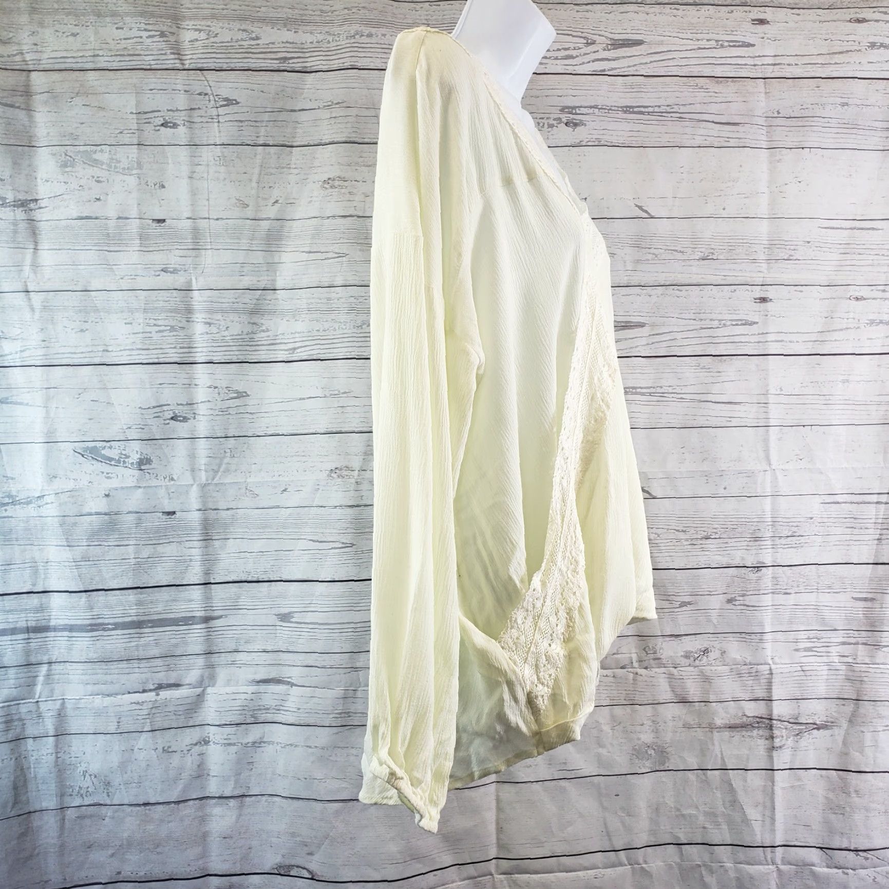 Vintage Kori America Womens Top Sz Large Ivory Crochet Long Sleeve Open Back Cotton Size L / US 10 / IT 46 - 3 Thumbnail