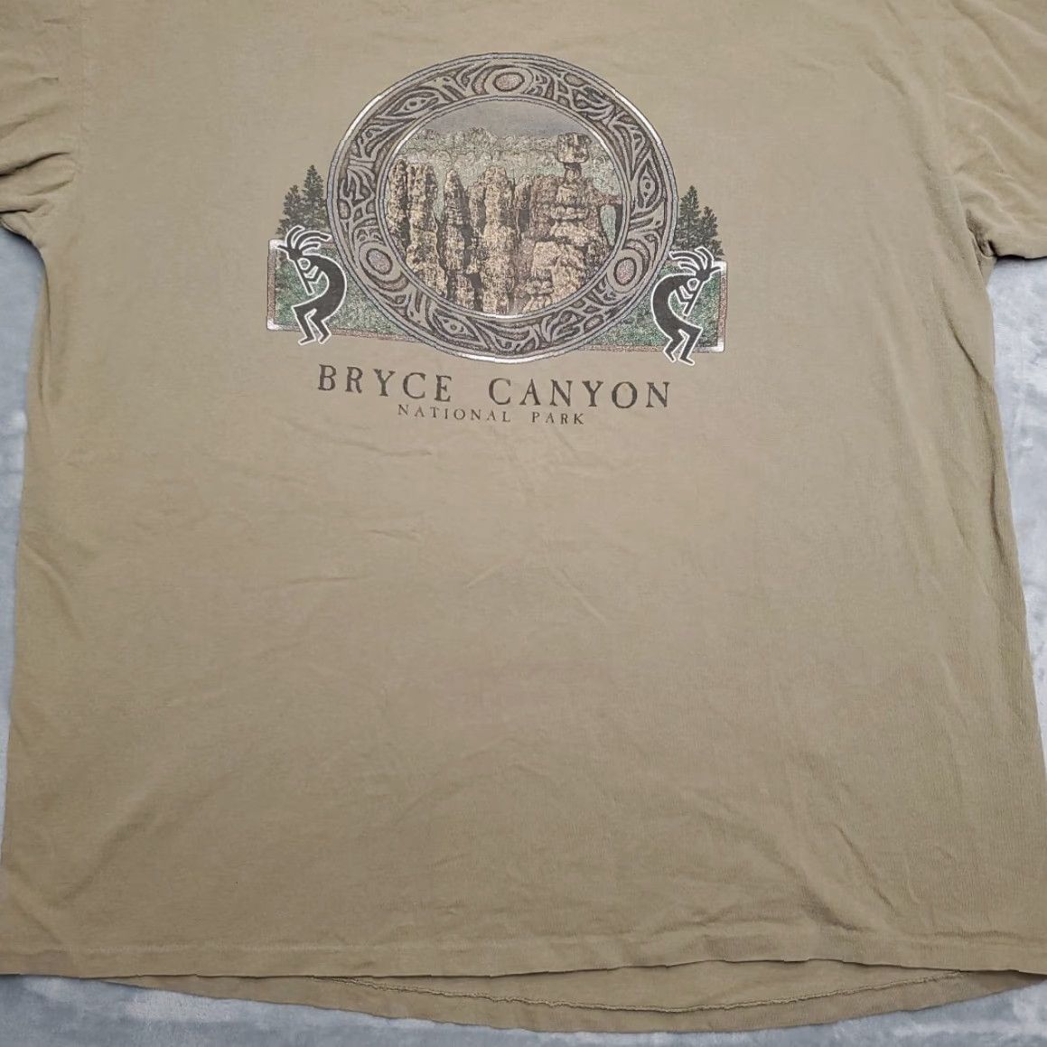 Tultex VINTAGE Bryce Canyon National Park Shirt Mens XL Blue Nature Kokopelli Tribal Hoodoos Spires Retro American Short Sleeve Crew Neck Cotton Size US XL / EU 56 / 4 - 2 Thumbnail