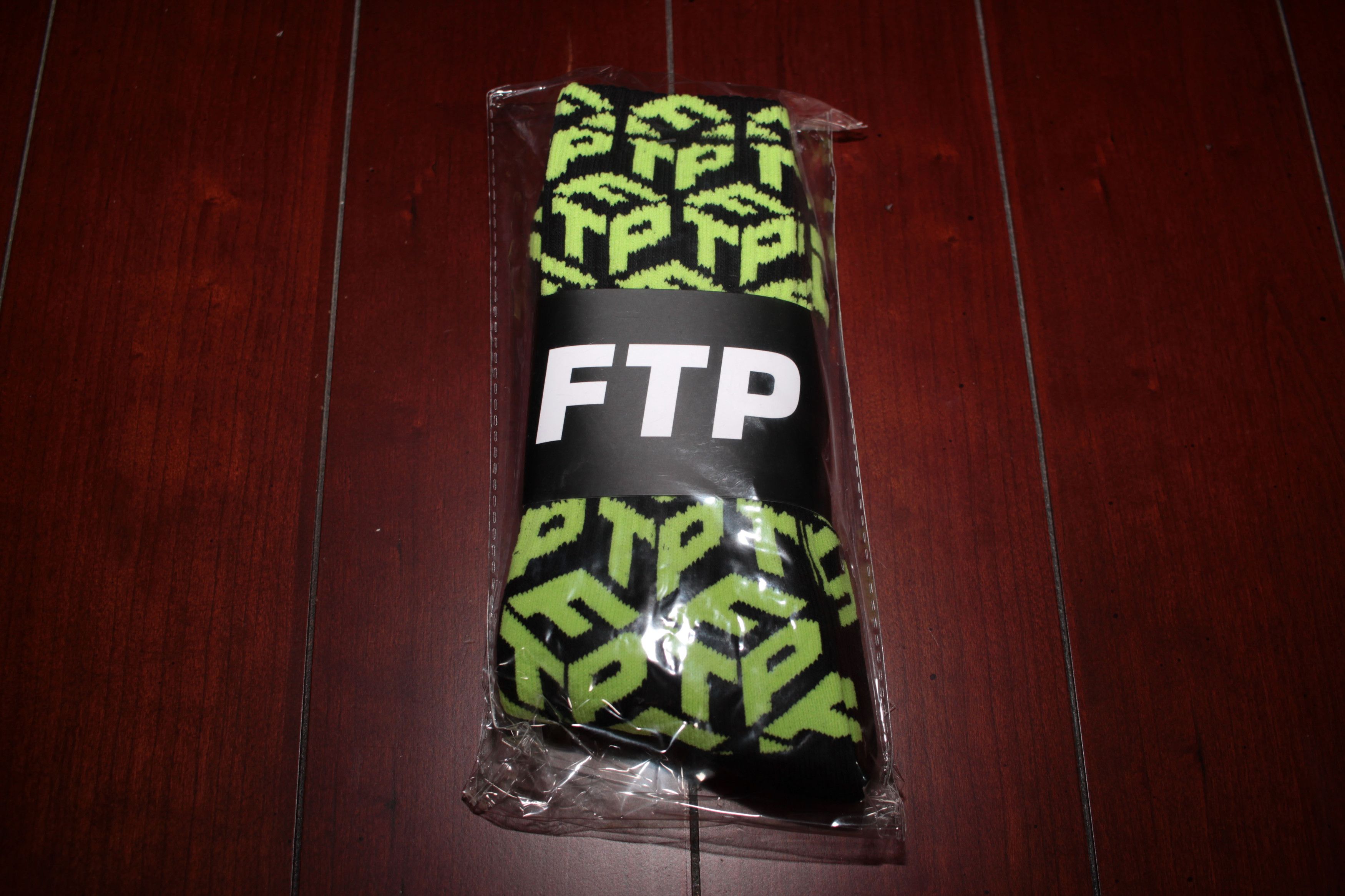 Fuck The Population FTP Dimension Logo Socks (Acid Lime / Black) Size ONE SIZE - 2 Thumbnail