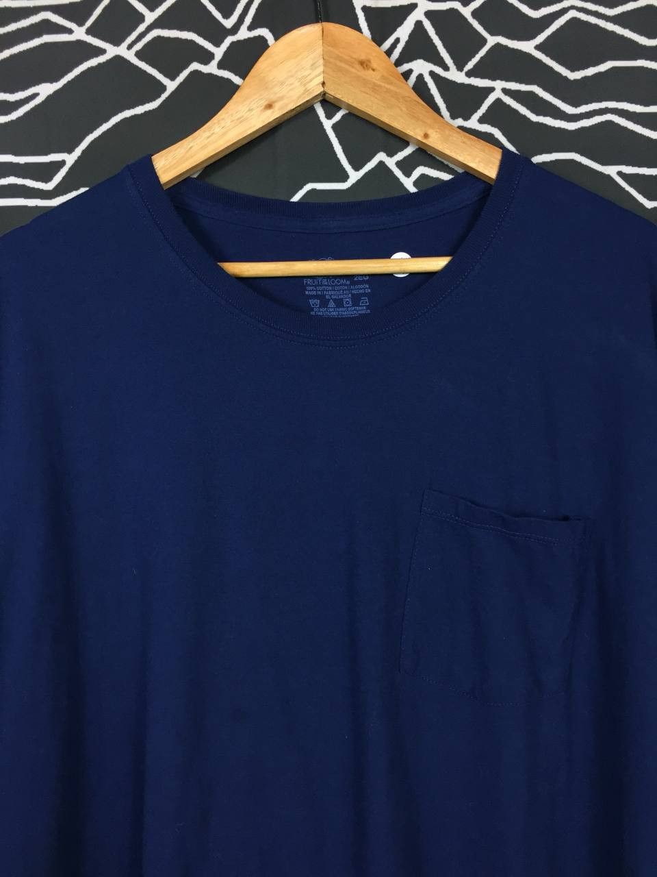 Fruit Of The Loom × Vintage Vtg FOTL Plain Blank Casual Essential Pocket Tee Size US XXL / EU 58 / 5 - 3 Thumbnail
