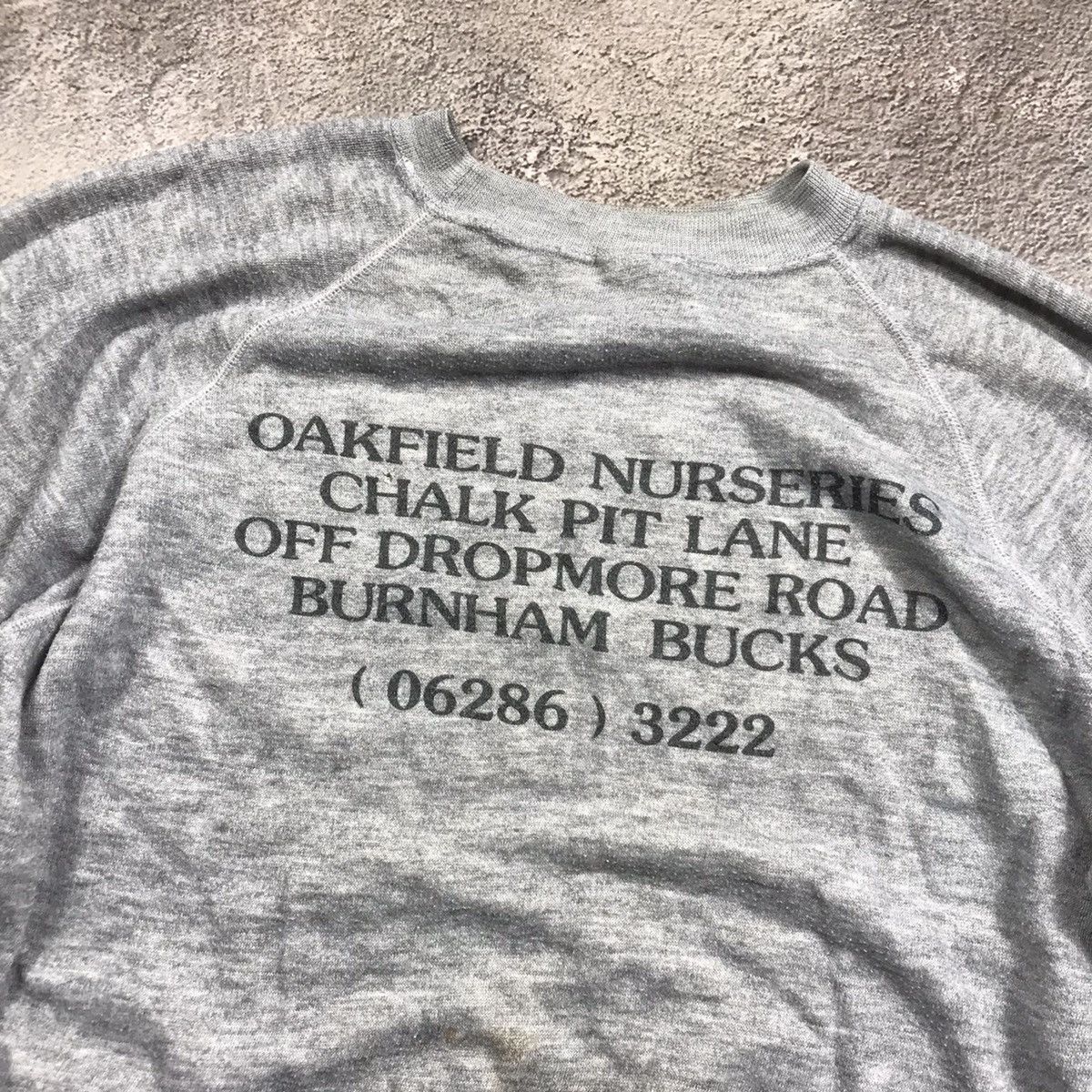 Vintage Vintage Oakfield Nurseries Graphic Tee Sun Faded Streetwear Size US M / EU 48-50 / 2 - 5 Thumbnail