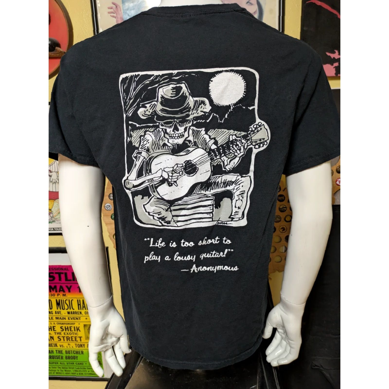 Vintage BLUES Vintage Guitars Nashville T Shirt Large Life Is Too Short To Play A Lousy Size US L / EU 52-54 / 3 - 3 Thumbnail