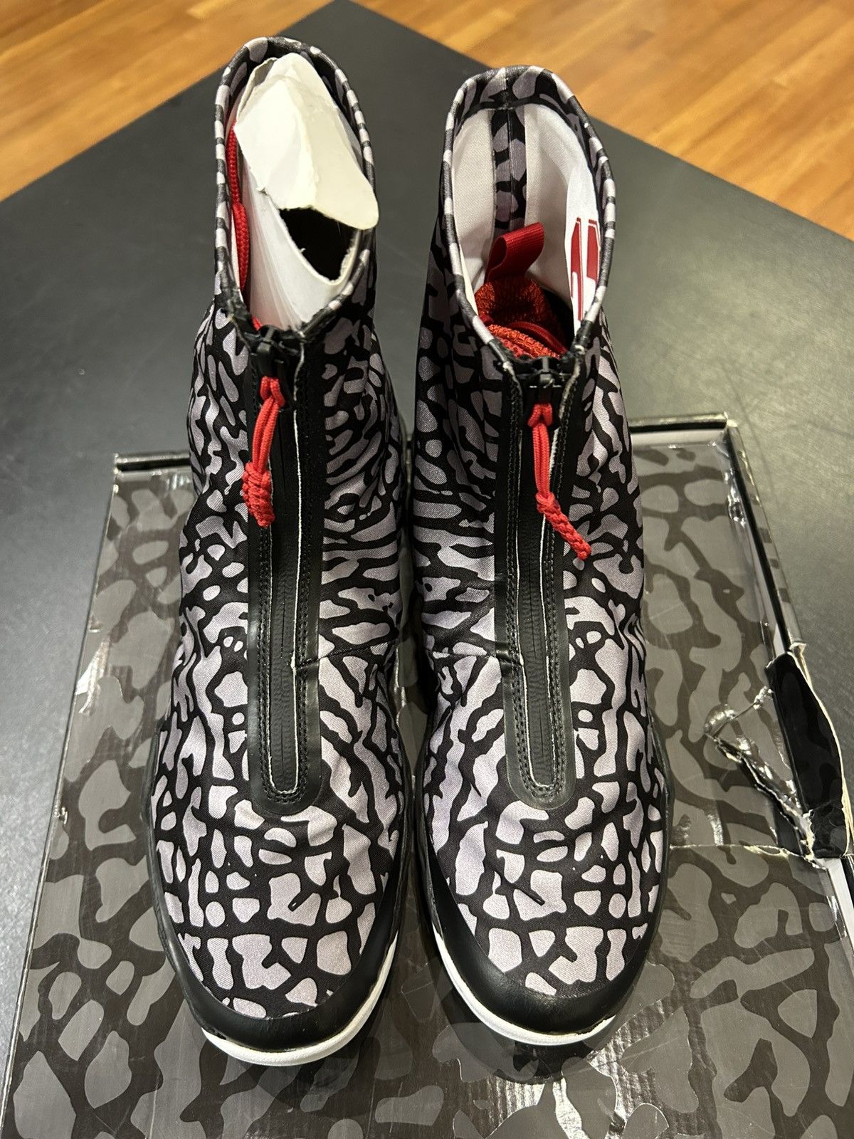 Jordan Brand Jordan 28 ‘Cement Elephant’ Size US 8.5 / EU 41-42 - 4 Thumbnail