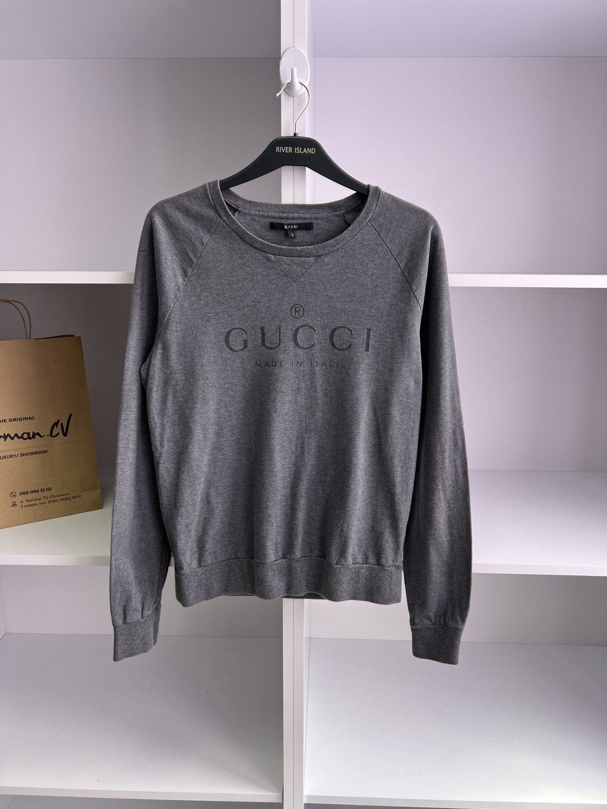 Designer × Gucci × Vintage Vintage Gucci Made In italy Big Logo Spell Out Sweatshirt Size US M / EU 48-50 / 2 - 4 Thumbnail