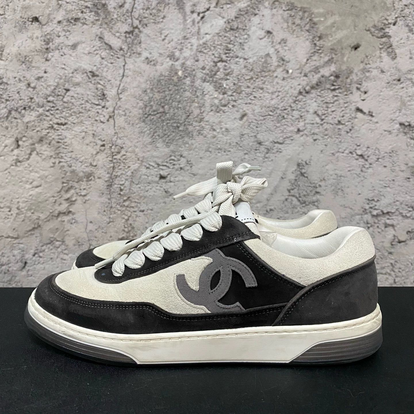 Chanel Chanel Black & White Panda Sneakers 37 Size US 6 / IT 36 - 2 Thumbnail