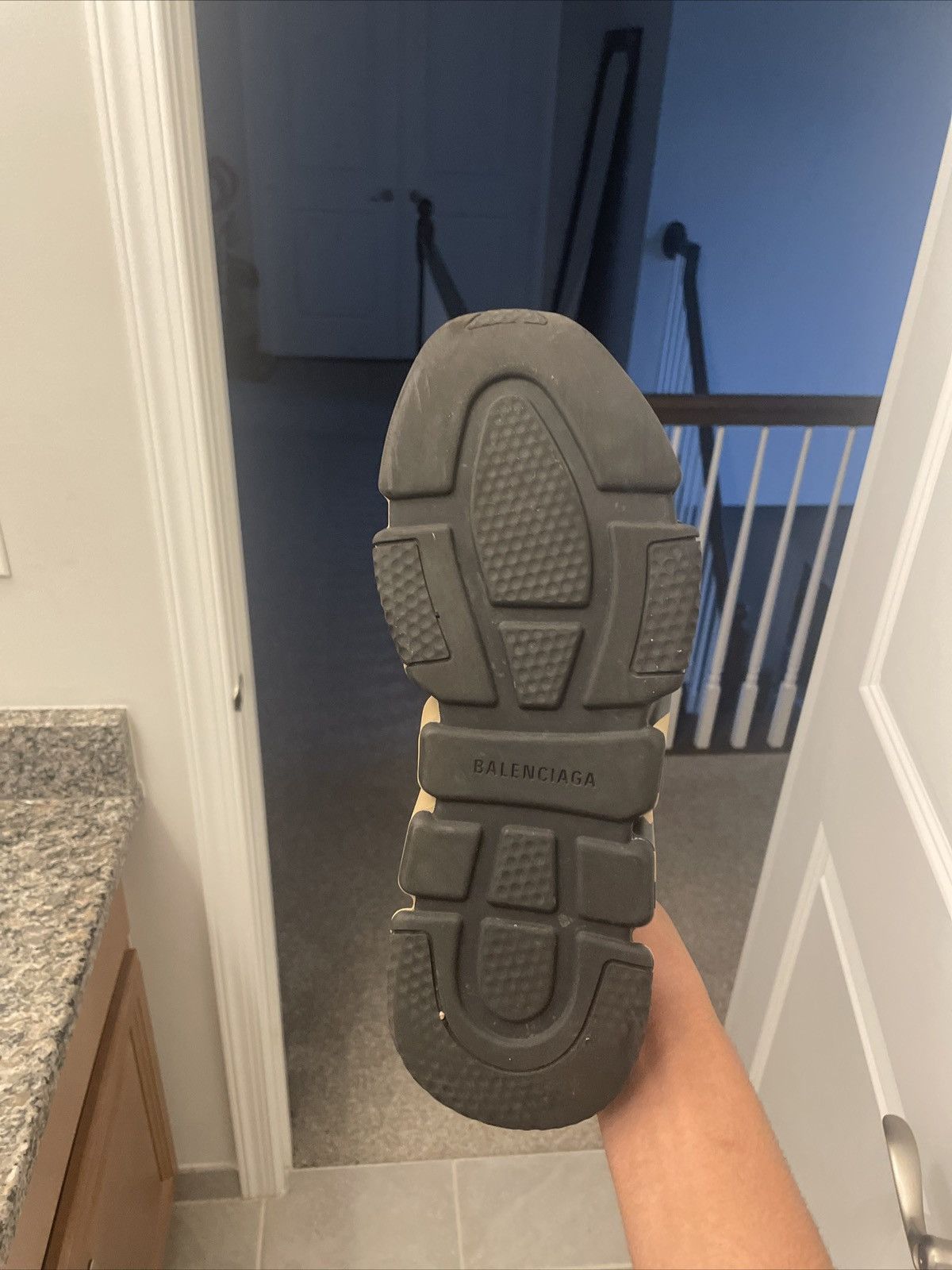 Balenciaga Balenciaga speed beige Size US 9 / EU 42 - 1 Thumbnail