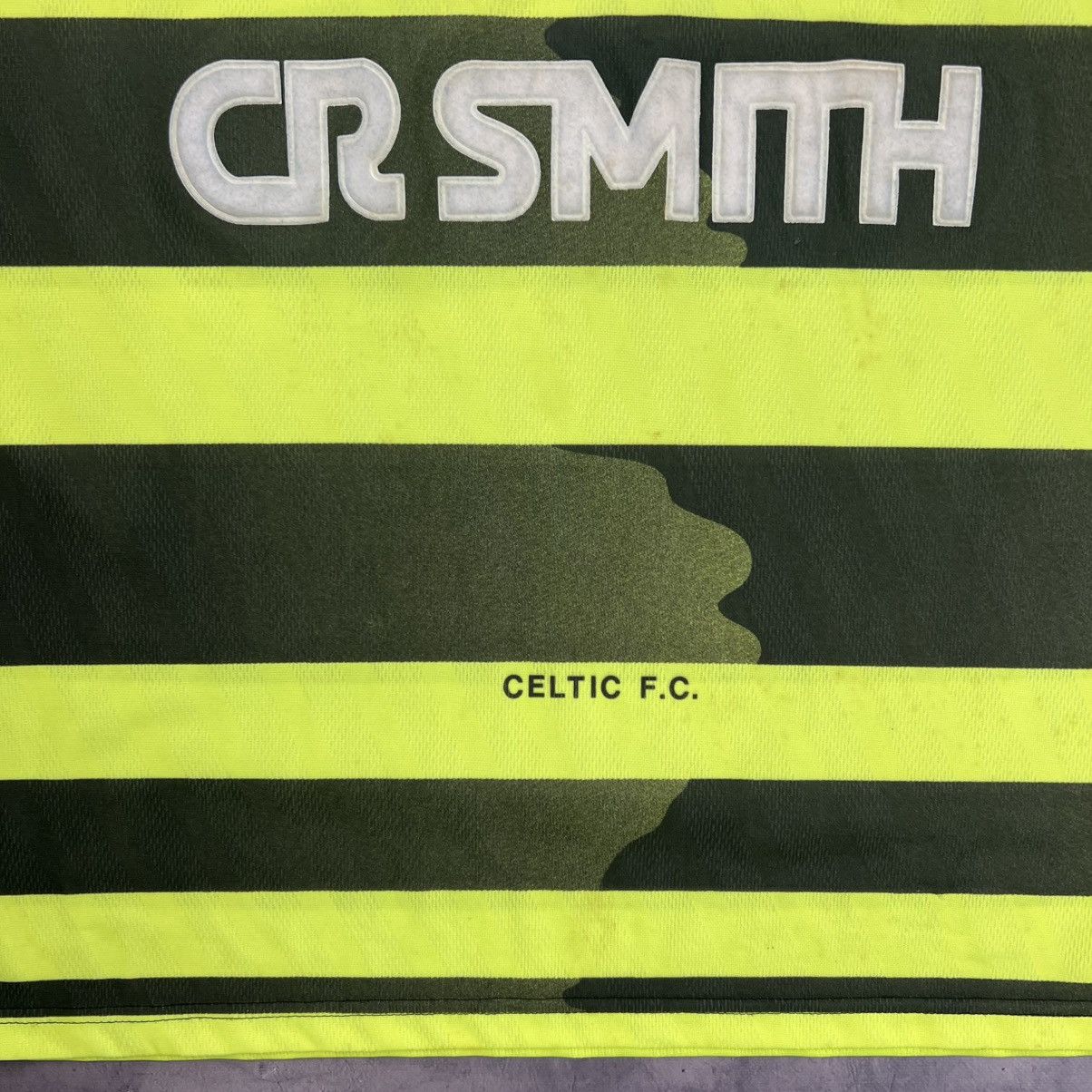 Umbro Rare! Celtic 1996/97 Umbro Soccer Jersey Shirt Vintage Size US XL / EU 56 / 4 - 12 Thumbnail