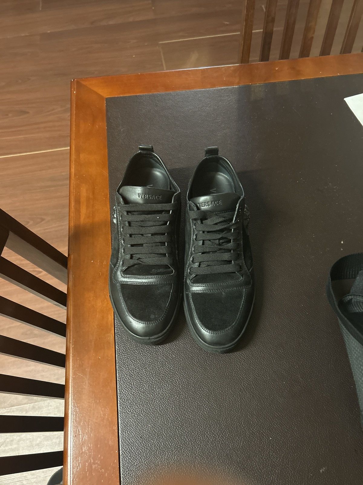 Versace versace black suede medusa low tops Size US 9 / EU 42 - 3 Thumbnail