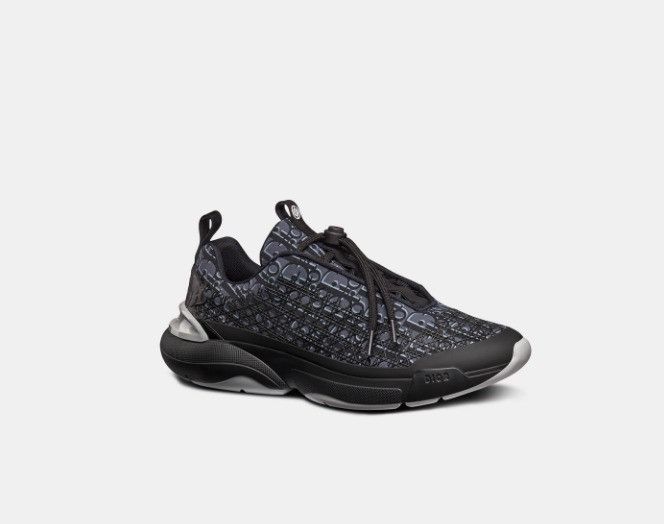 o1w1db10425 3SN248YJ B24 Low-Top Sneakers in Black