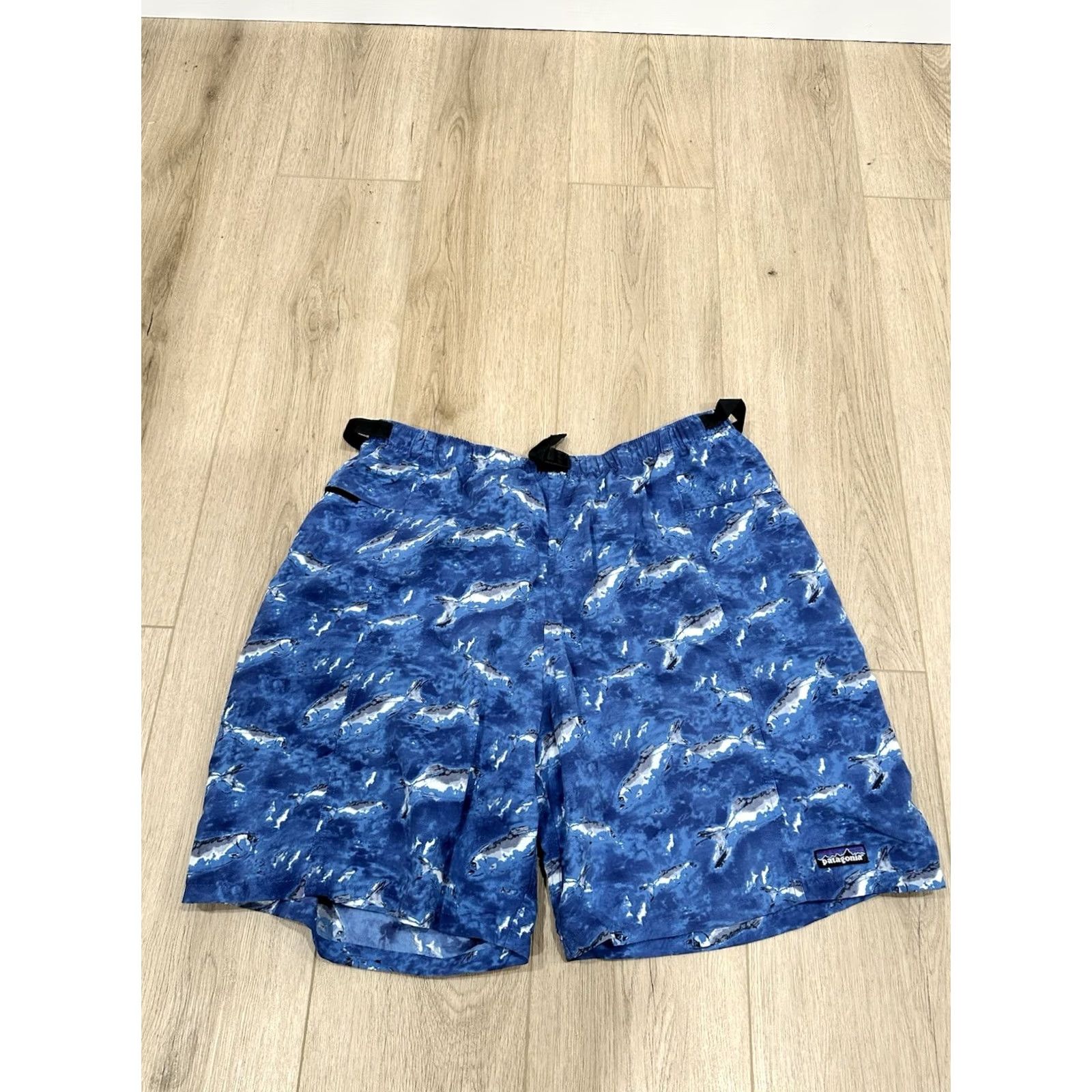 Patagonia Patagonia River Shorts Men’s Size XL Fish Trout Belted Size US 36 / EU 52 - 2 Thumbnail