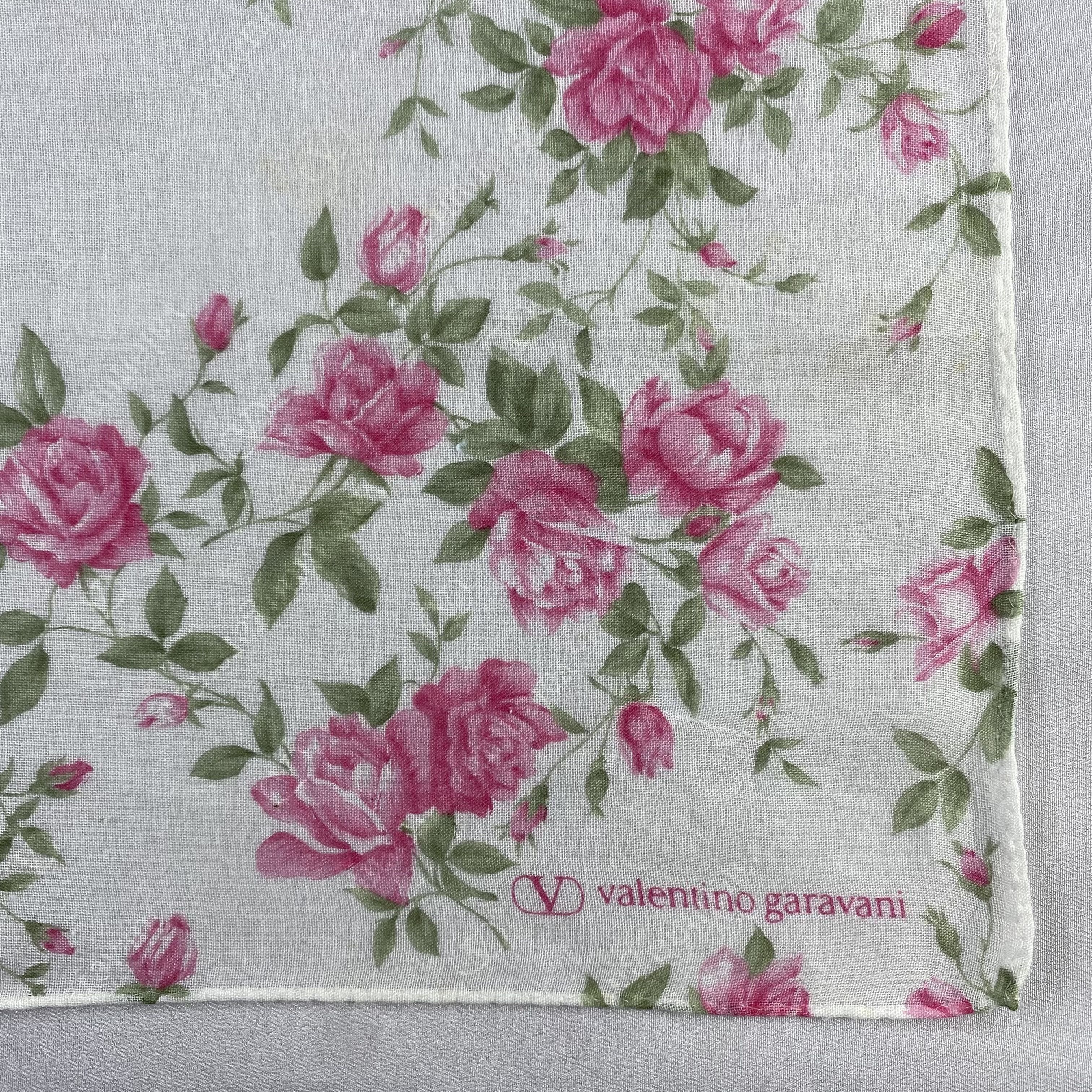 Valentino × Vintage Valentino Garavani Bandana/ Handkerchief / Neckerchief-P1496 Size ONE SIZE - 3 Thumbnail
