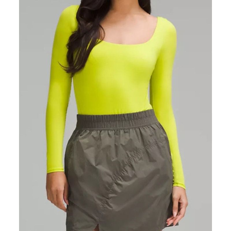 Nulu square neck long sleeve bodysuit *NEW * Size M