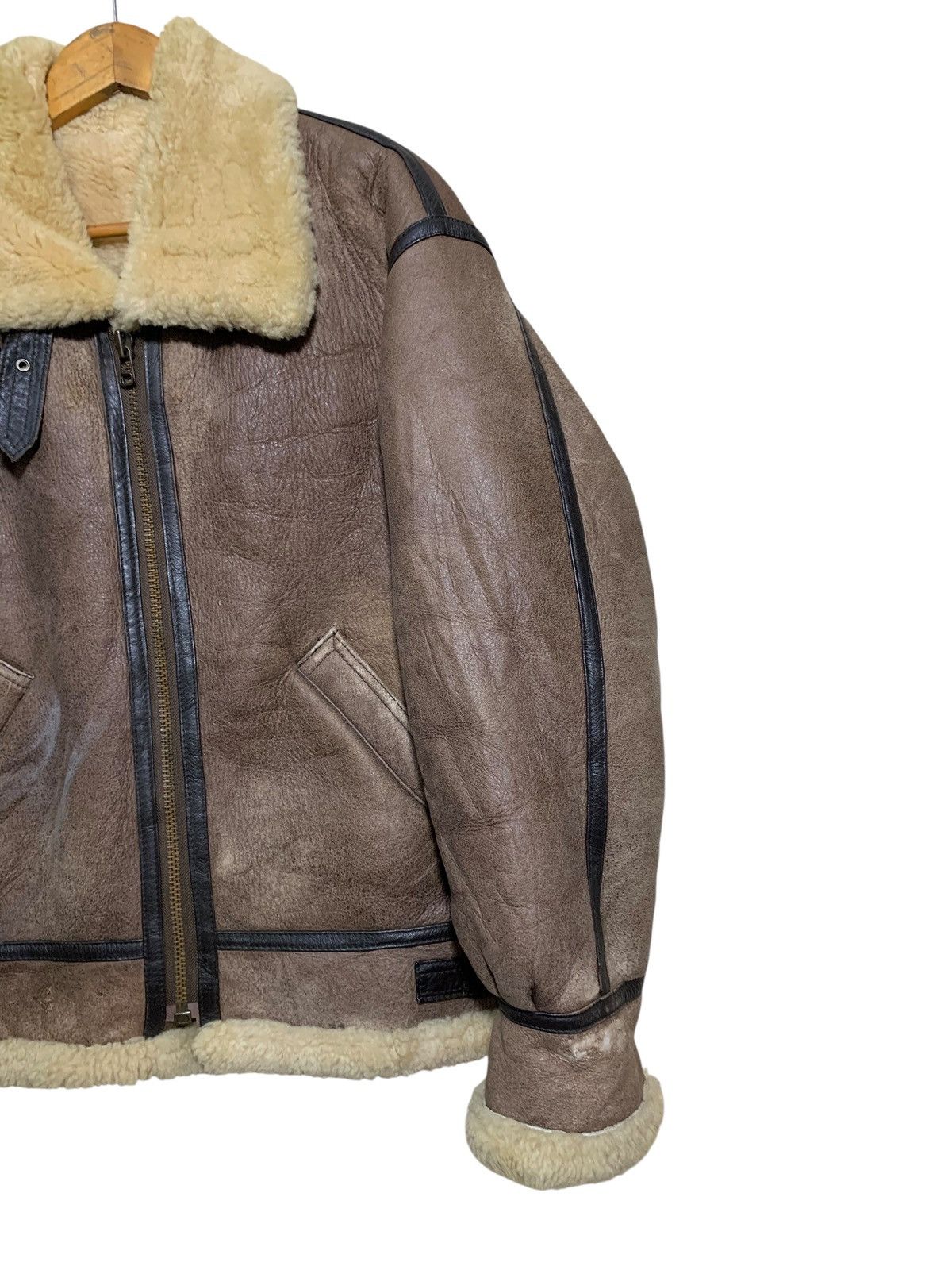 Cockpit USA 🔥VTG TYPE B-3 SHEEPSKIN LEATHER JACKET Size US L / EU 52-54 / 3 - 3 Thumbnail