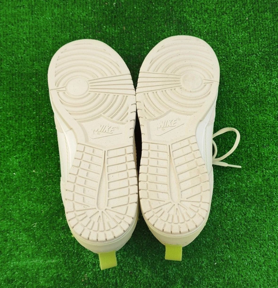 Nike Shoes Nike Dunk Low Disrupt 2 Phantom Olive Aura Size US 11 / IT 41 - 6 Thumbnail