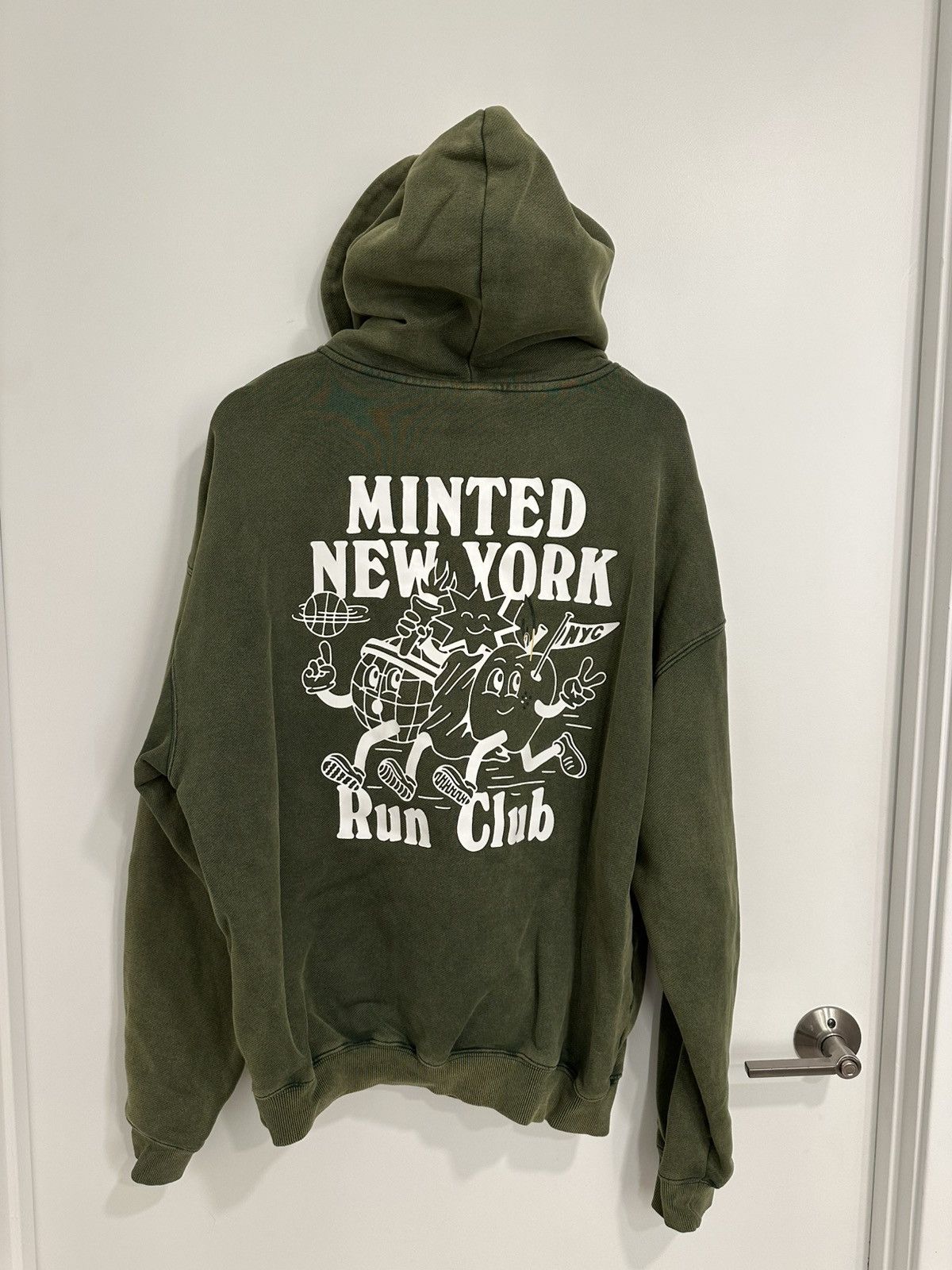 Minted New York Minted New York Run Club Hoodie in Vintage Green Size US M / EU 48-50 / 2 - 2 Thumbnail