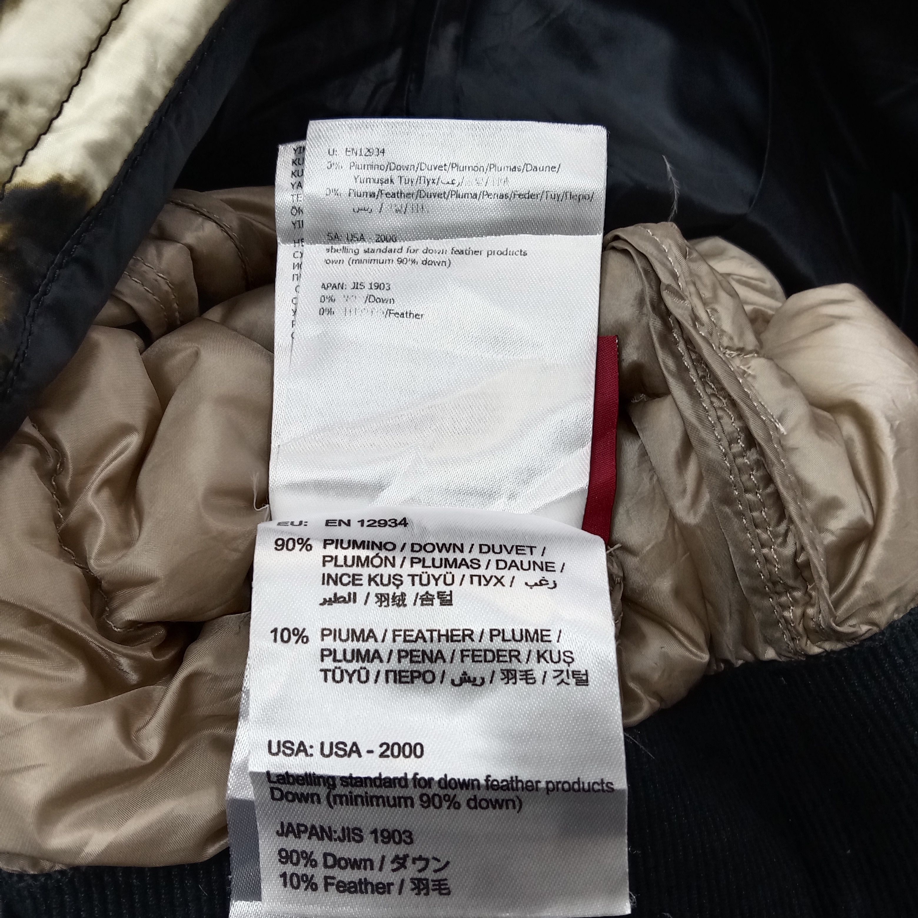 Moncler Moncler Italian Brand Puffer Jacket C247N26 Size S / US 4 / IT 40 - 15 Thumbnail