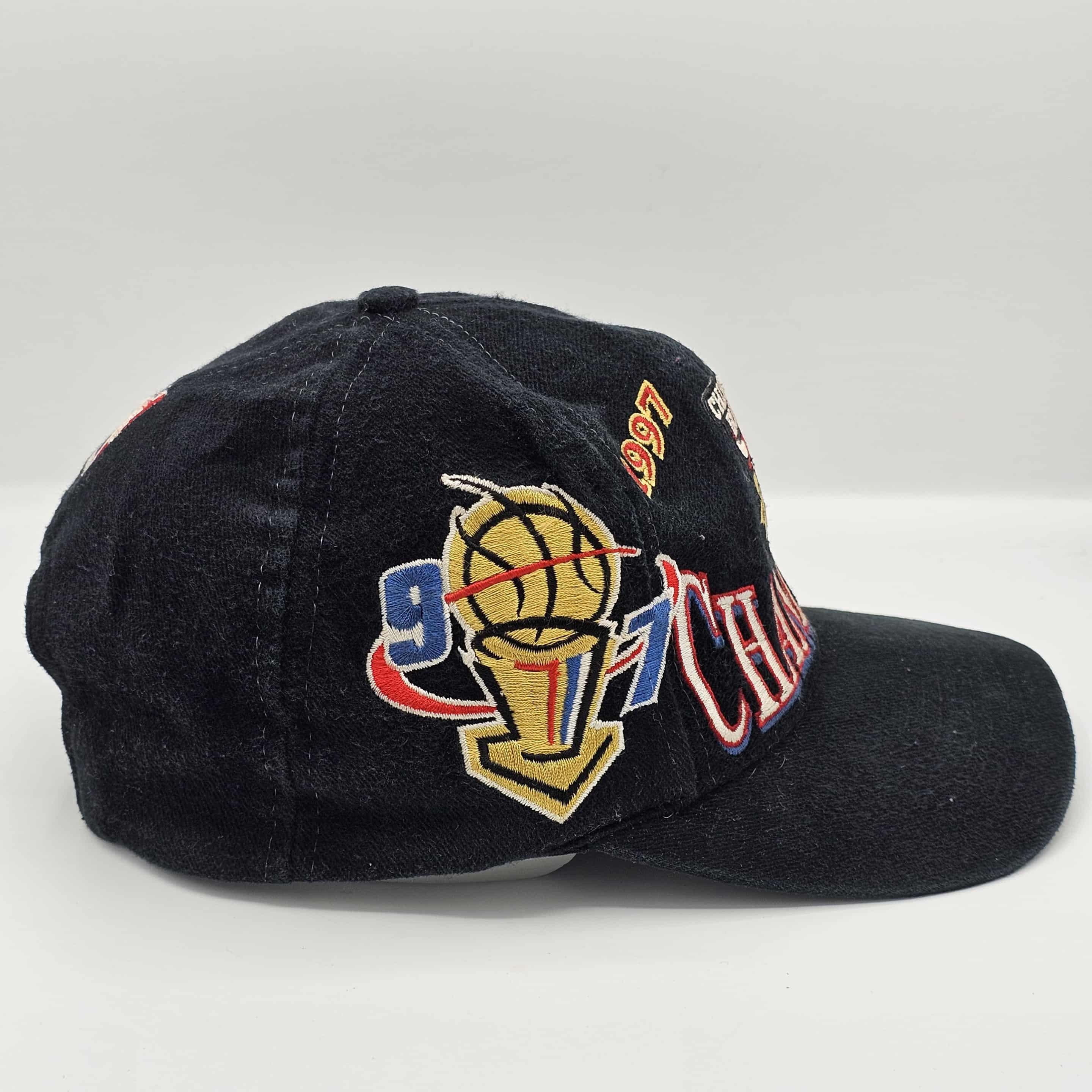 NBA Chicago Bulls 90s Championship Logo Athletic Snapback Hat Size ONE SIZE - 3 Thumbnail