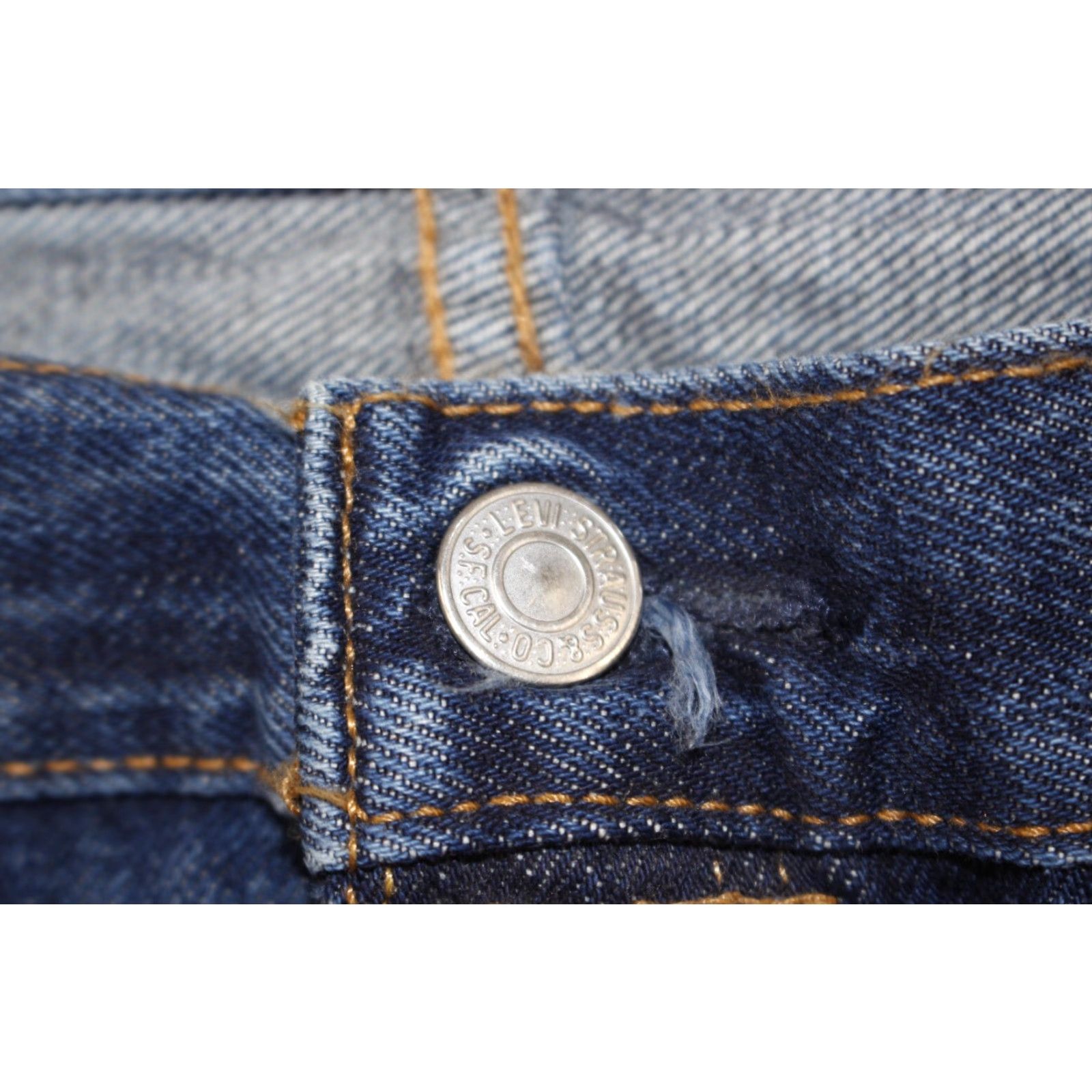 Levi's Levi's 501 Original Fit Jeans Shirt? (No, keep to title rules) Size US 34 / EU 50 - 6 Thumbnail
