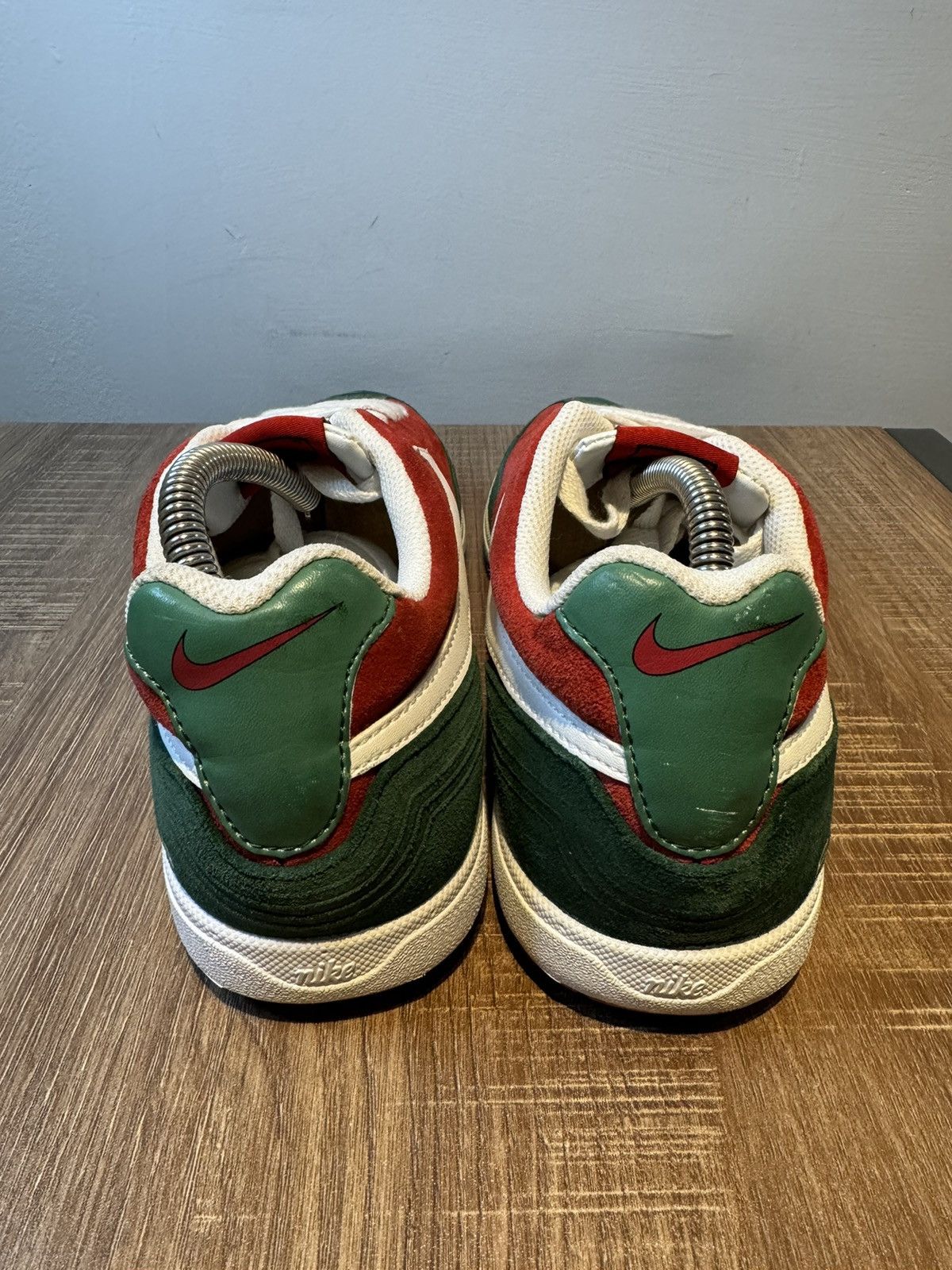 Nike NIKE AIR Rare Christmas XMAS SHOE Soccer Men's Size 9 Size US 9 / EU 42 - 4 Thumbnail