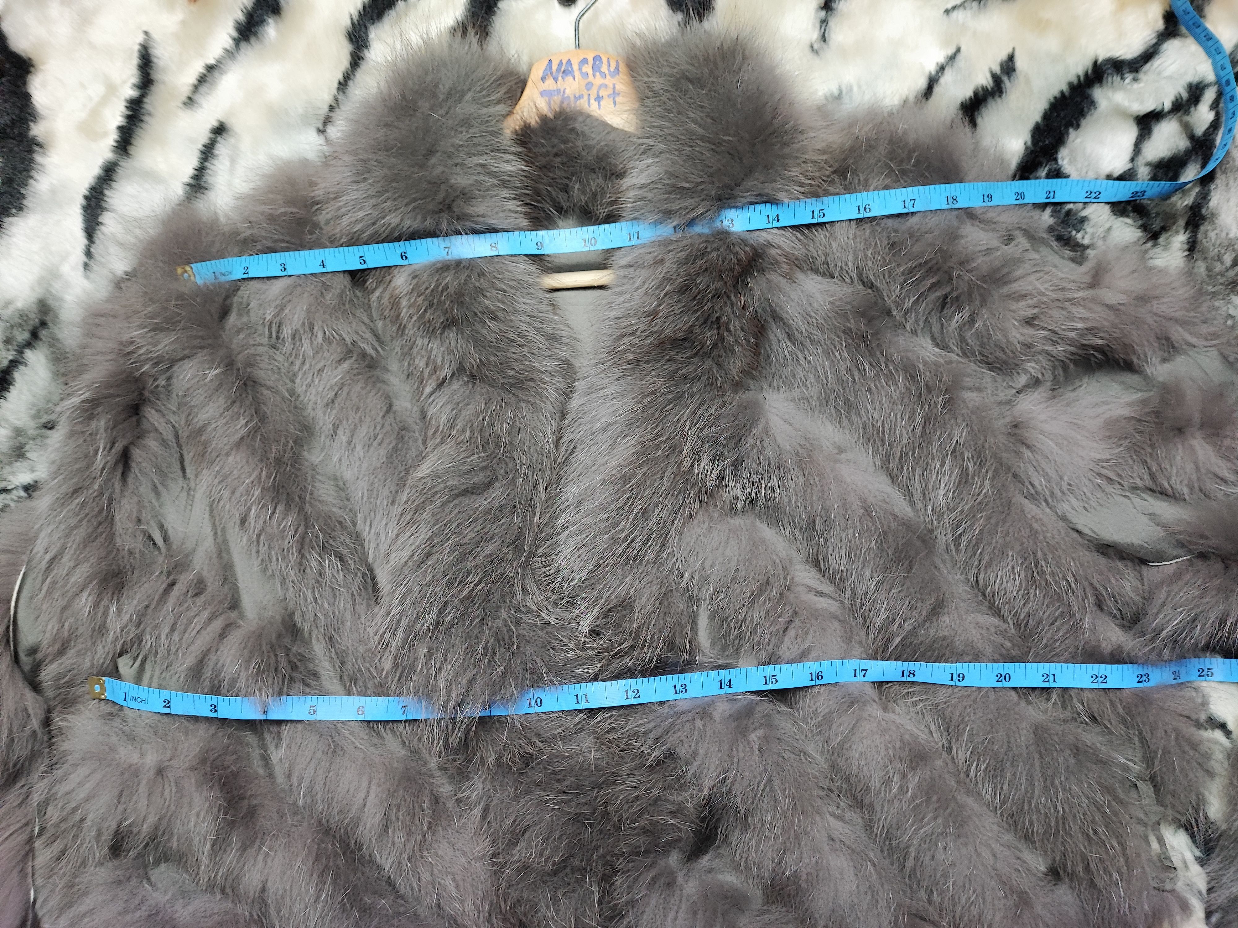 Le Grande Bleu (L.G.B.) Vintage Real Fur Bondage Coat Ravissant Size L / US 10 / IT 46 - 13 Thumbnail