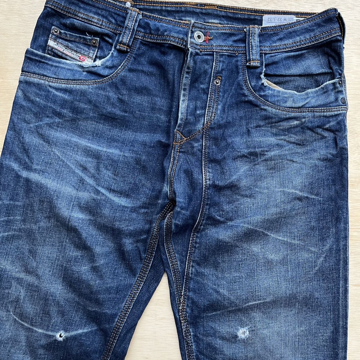 Diesel DIESEL INDUSTRY DISTRESSED DENIM REG FIT Size US 34 / EU 50 - 13 Thumbnail