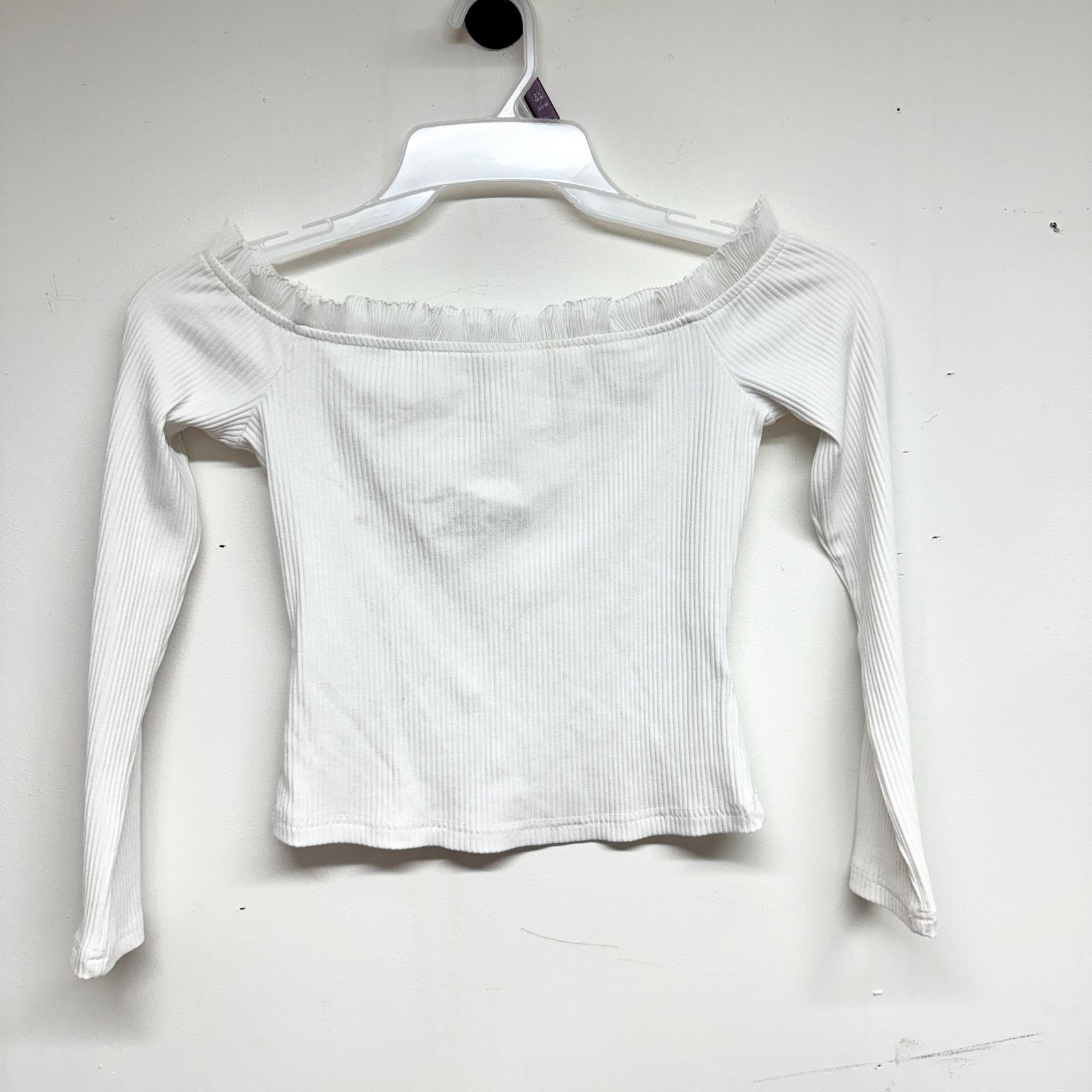 Other By The Way White Off Shoulder Long Sleeve Crop Top Sz Small Size S / US 4 / IT 40 - 1 Thumbnail