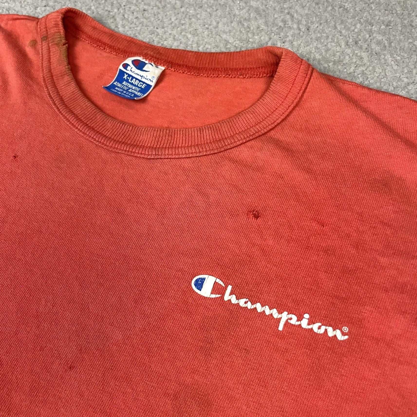 Champion VINTAGE Champion Shirt Adult XL Pink 90s Distressed Logo USA Mens T-Shirt Size US XL / EU 56 / 4 - 4 Thumbnail