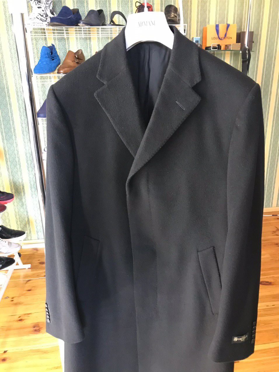 Corneliani Corneliani 10/10 condition M-L 50 SIZE Size US L / EU 52-54 / 3 - 4 Thumbnail