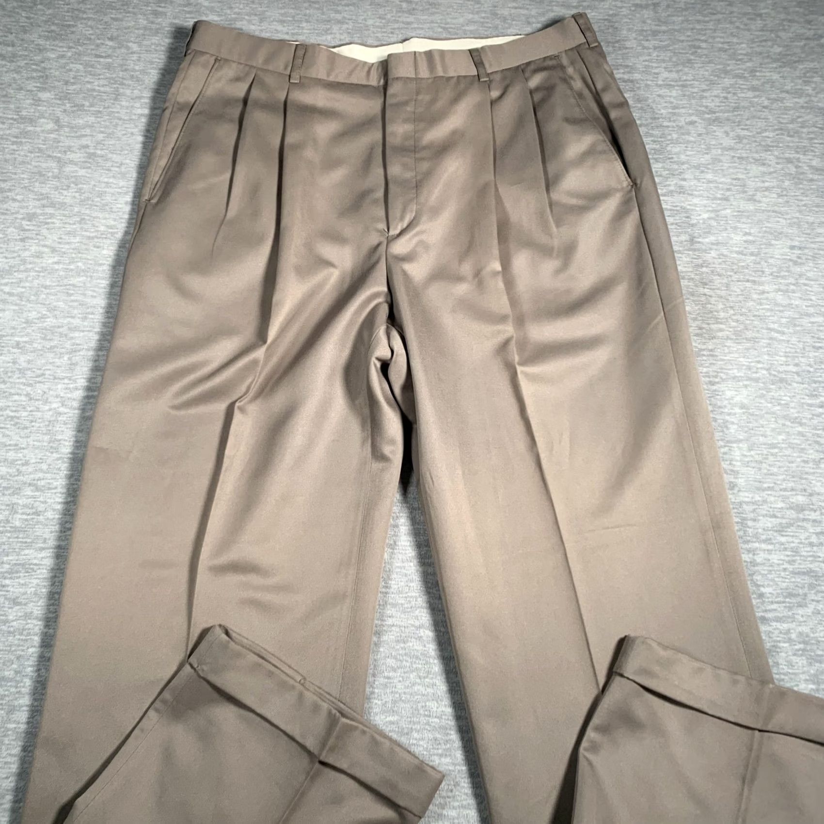 Haggar Haggar Pants Mens 38x34 Brown Microfiber Dress Pleated Wrinkle Resistant Classic Workwear Shirt? Size US 38 / EU 54 - 3 Thumbnail