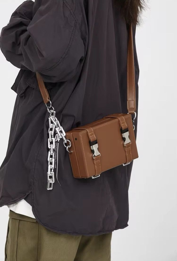 Japanese Brand Unisex Chains Suitcase Shape Shoulder Bag Size ONE SIZE - 3 Thumbnail