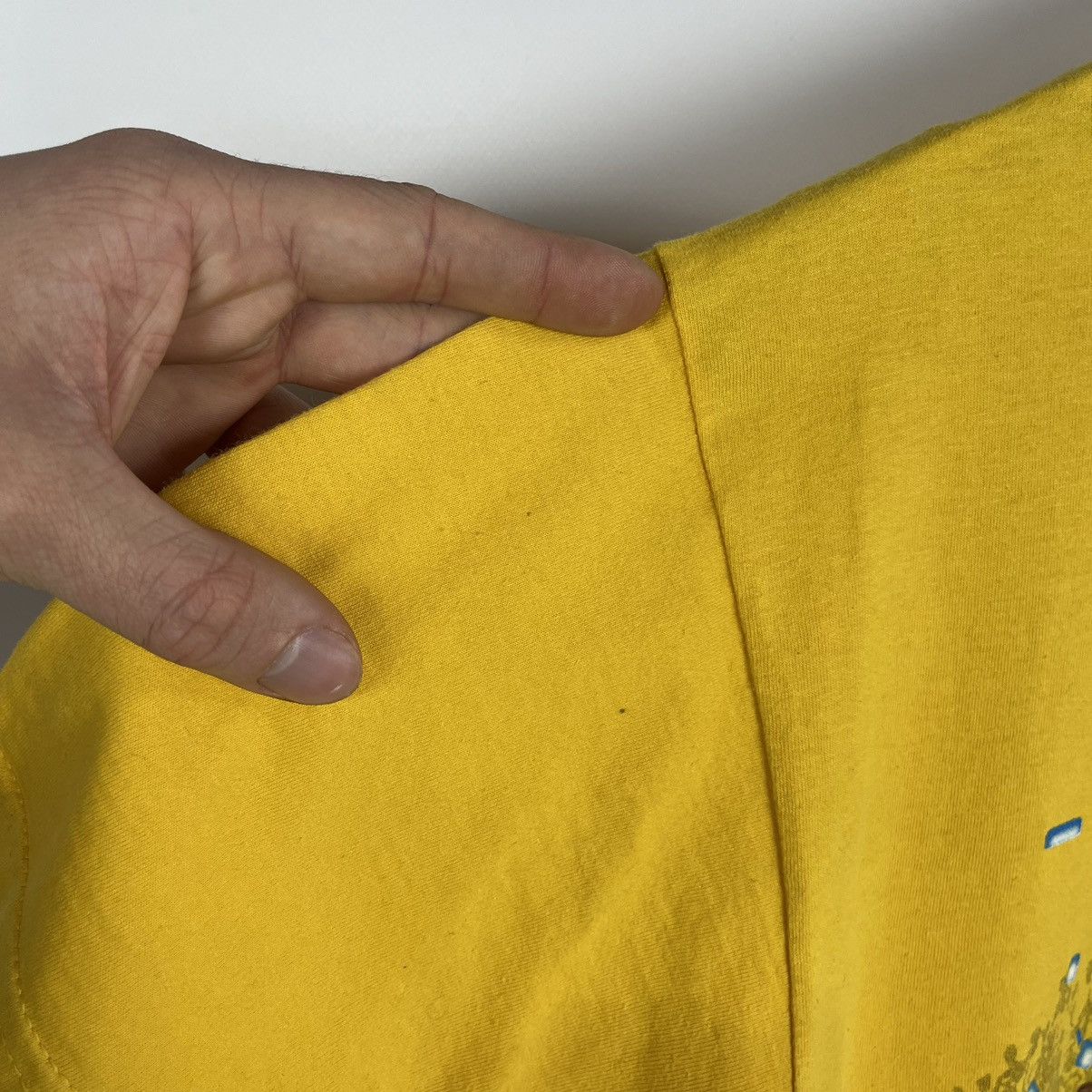 Vintage Vintage Brazil 10 True football fans Humor y2k weed tee 90’s Size US S / EU 44-46 / 1 - 11 Thumbnail