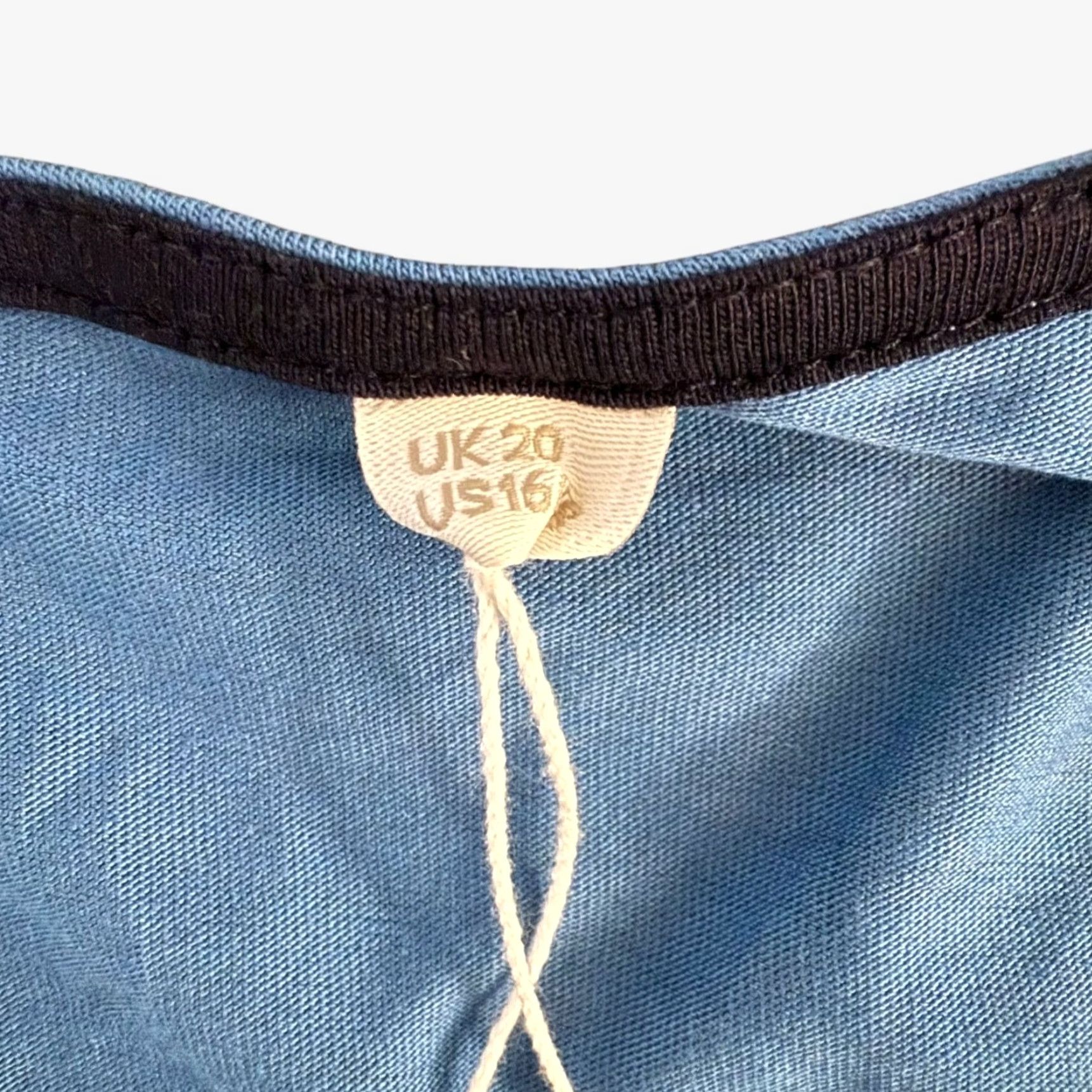 Boden VINTAGE? Wait: Boden Supersoft Scoop-Neck Short-Sleeve T-Shirt Blue Womens Size 16-18 New Size XXL / US 16-18 / IT 52-54 - 7 Thumbnail