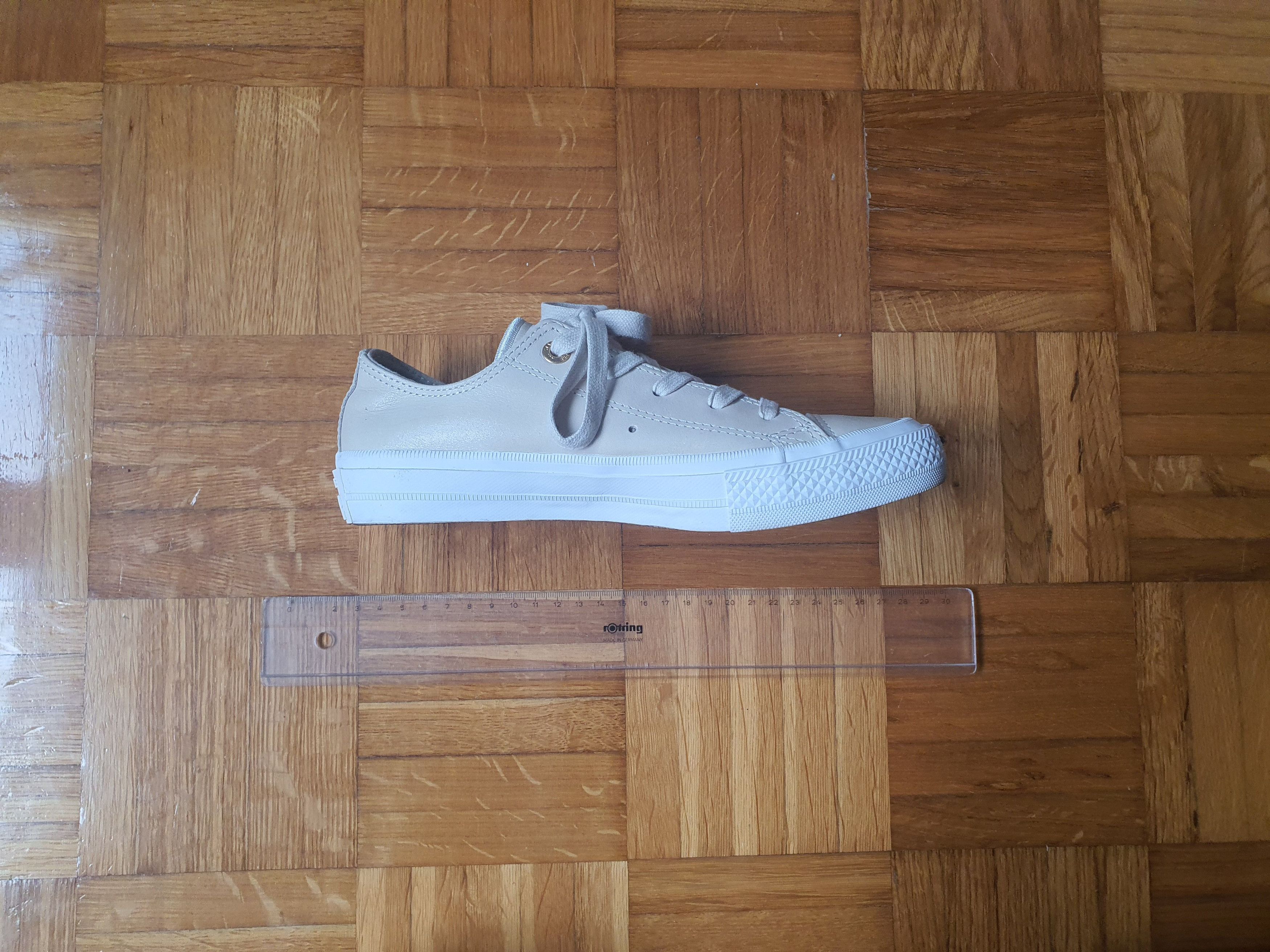 Converse Chuck Taylor II OX (555956C) Trainers - Sz UK 3.5, EU 36 Size US 5.5 / IT 35.5 - 8 Thumbnail