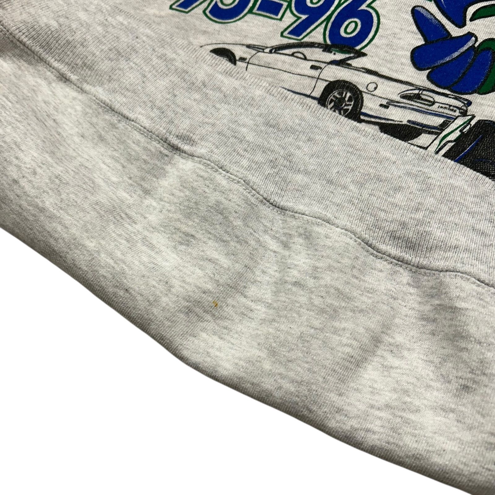 Vintage 90s WHL SEATTLE THUNDERBIRDS JERZEES PUCK SHOOT SWEATSHIRT Size US XL / EU 56 / 4 - 9 Thumbnail