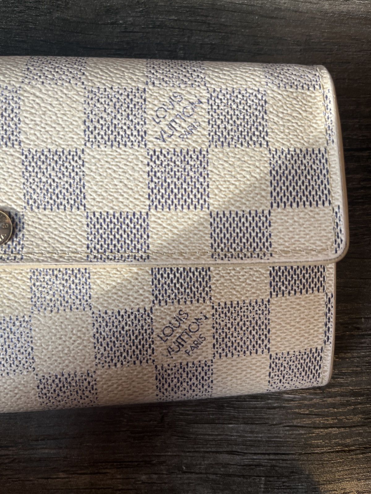 Louis Vuitton Louis Vuitton Damier Azur Portefeuille Sarah Long Wallet Size ONE SIZE - 9 Thumbnail