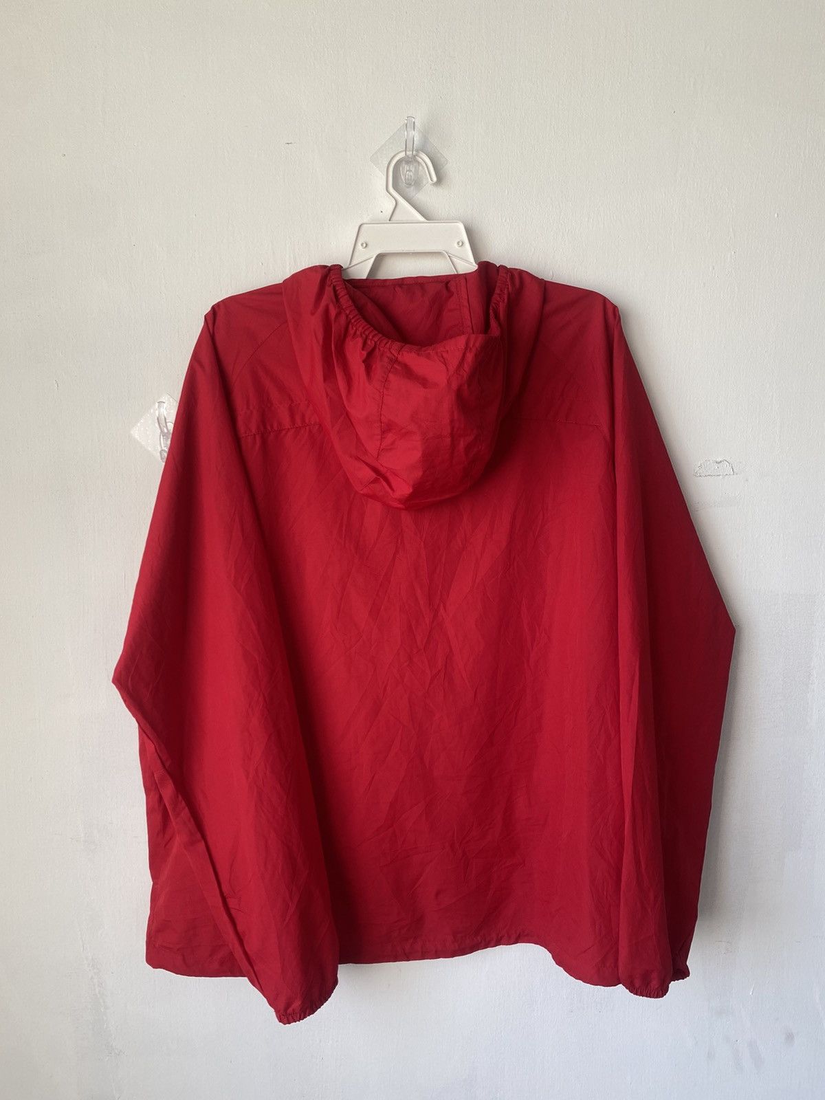 Japanese Brand Amazon Red Windbreaker Jacket with Hoodie- Size XL Size US XL / EU 56 / 4 - 7 Thumbnail